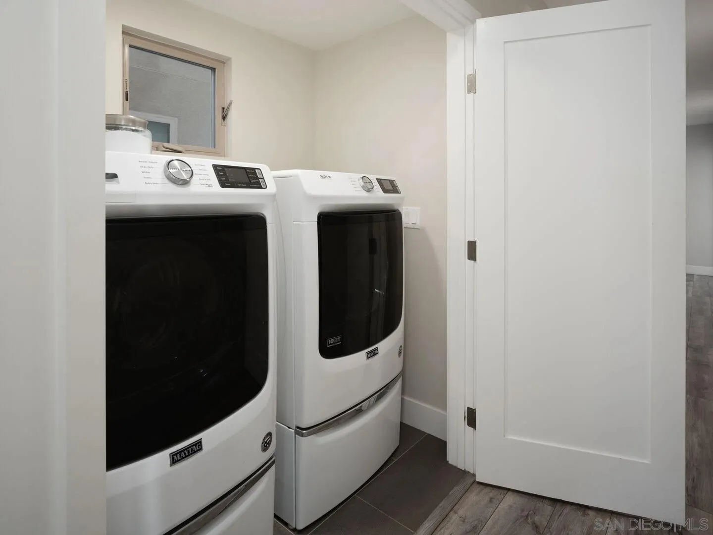 https://cdn.realtyfeed.com/cdn/127/260025198/46eb44a102fd28f8821e5147d0c108b8.webp