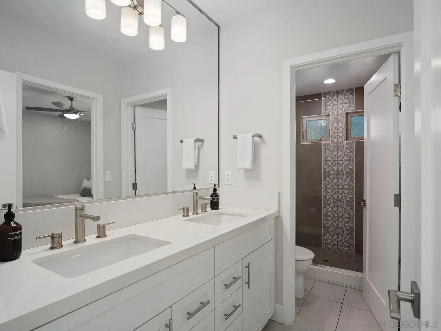 https://cdn.realtyfeed.com/cdn/127/260025198/6191c0456c7c5156700ec523a8d4c04c.webp