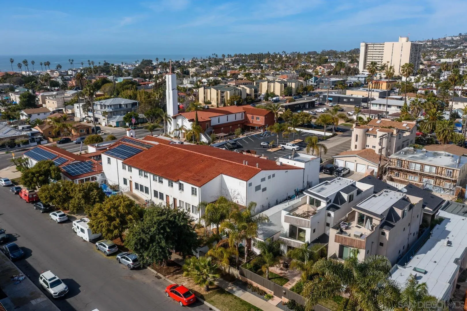 https://cdn.realtyfeed.com/cdn/127/260025198/daa12349d09a968004299588b6bf5ded.webp