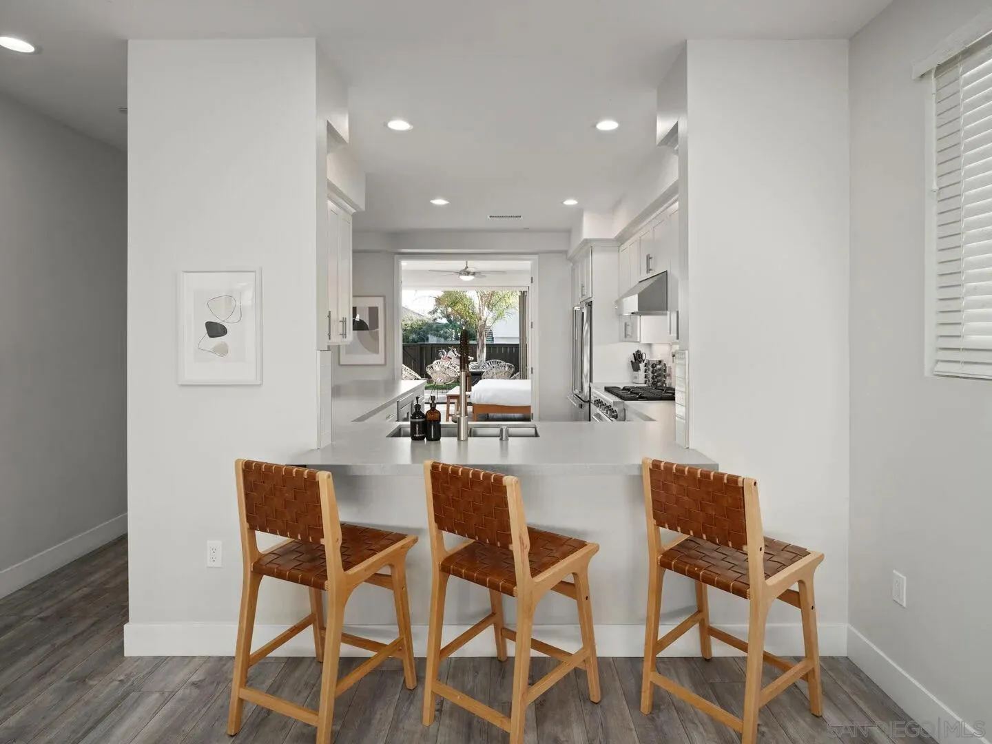 https://cdn.realtyfeed.com/cdn/127/260025198/f6565dbceb234c810bb9f8302acc017b.webp