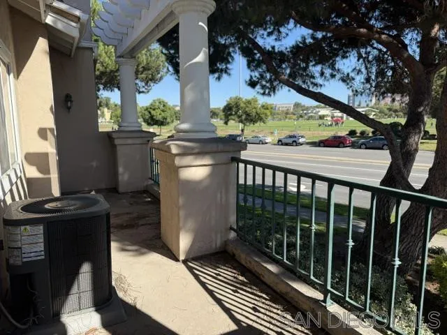 https://cdn.realtyfeed.com/cdn/127/260025201/15a8e2f83ad44b080f8c57b4c90e4b64.webp