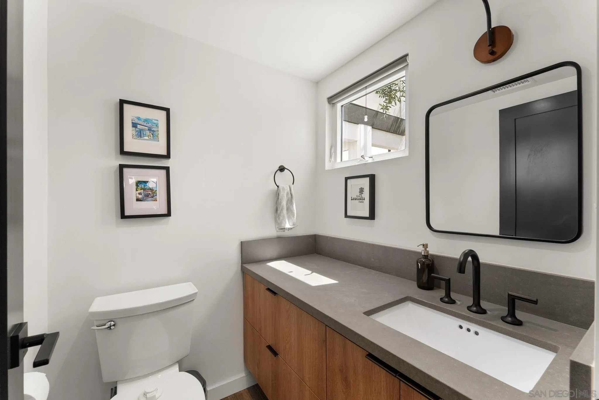 154-56 Phoebe St., Encinitas, CA 92024 154-56 Phoebe St., Encinitas, CA 92024