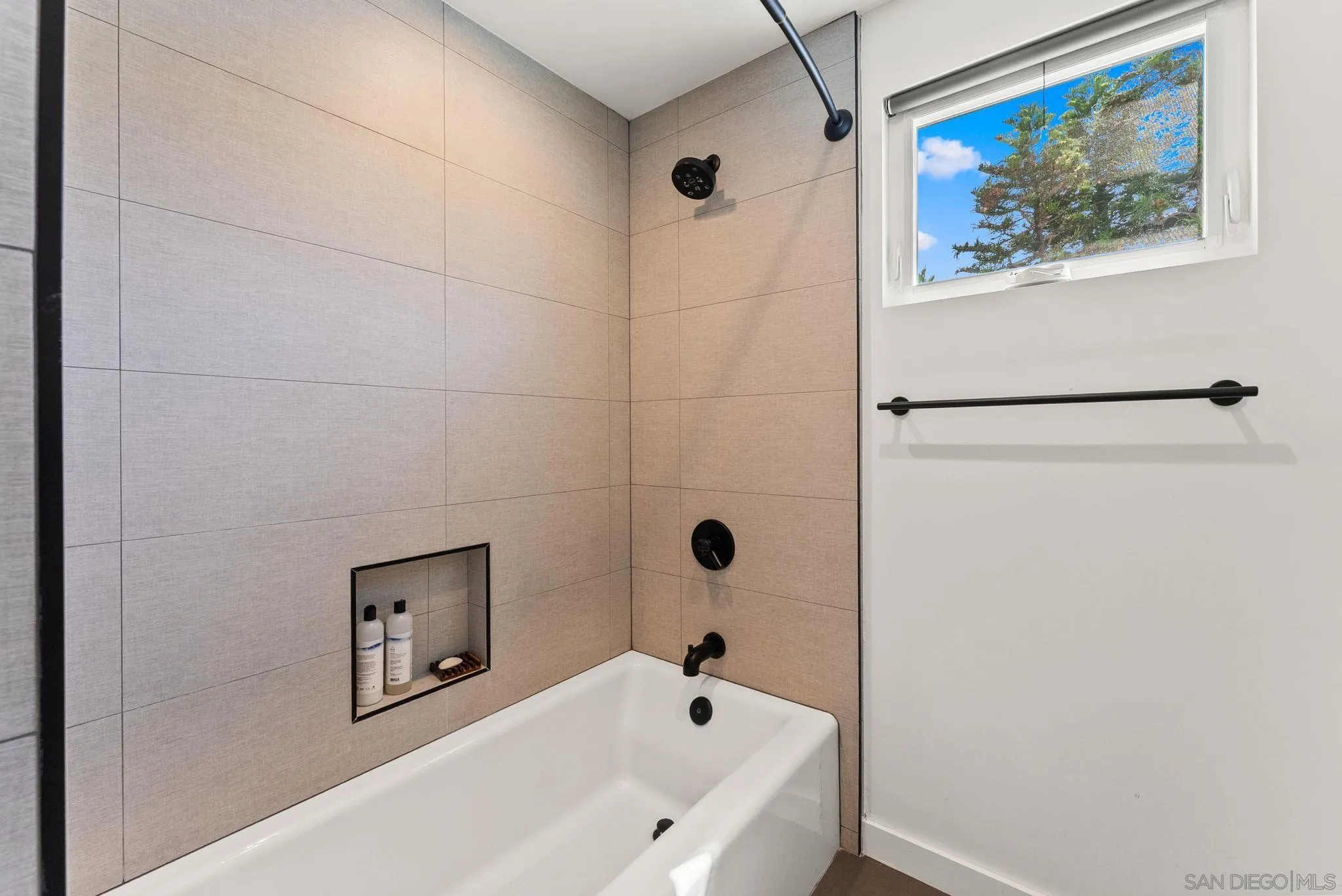 154-56 Phoebe St., Encinitas, CA 92024 154-56 Phoebe St., Encinitas, CA 92024