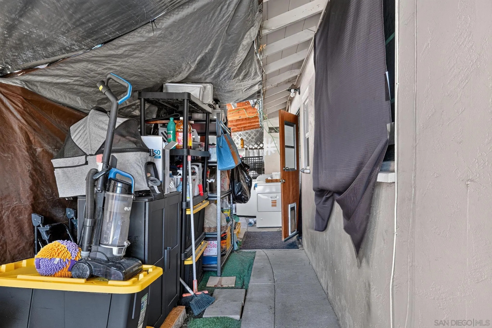 Unit 3554 storage area off back of unit