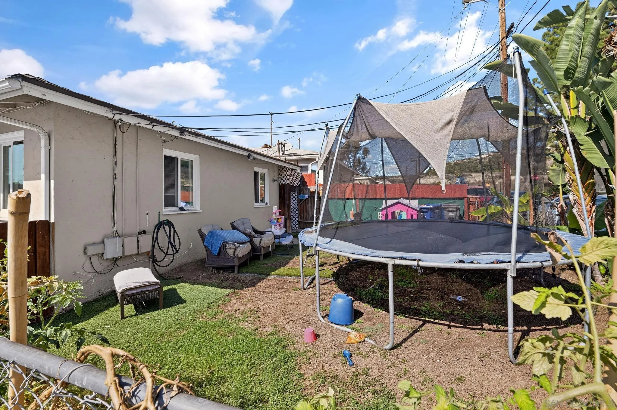 Unit 3552 exterior area