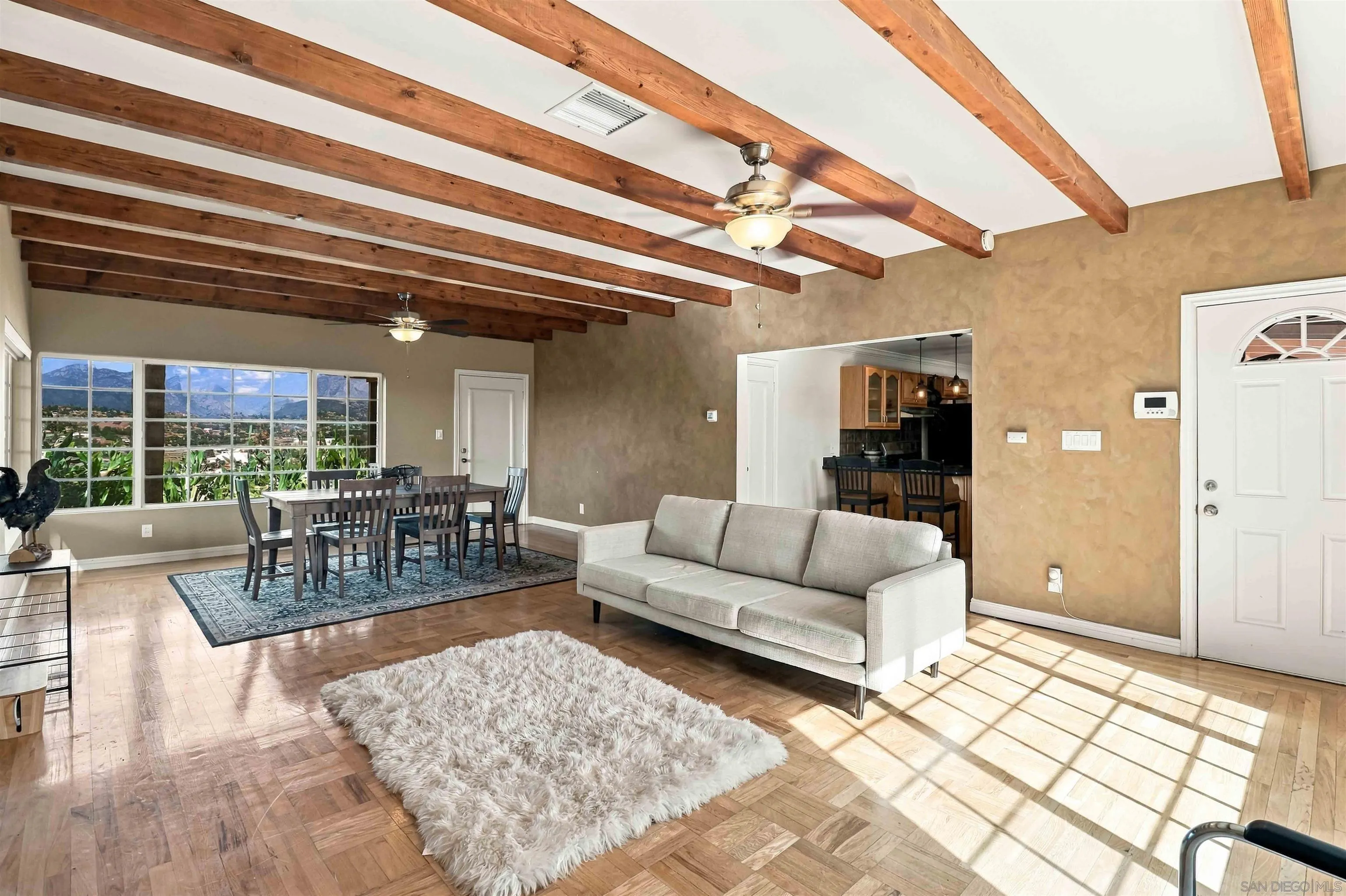https://cdn.realtyfeed.com/cdn/127/260025211/f7d980e2616607c0c3267be41ba3e01f.webp