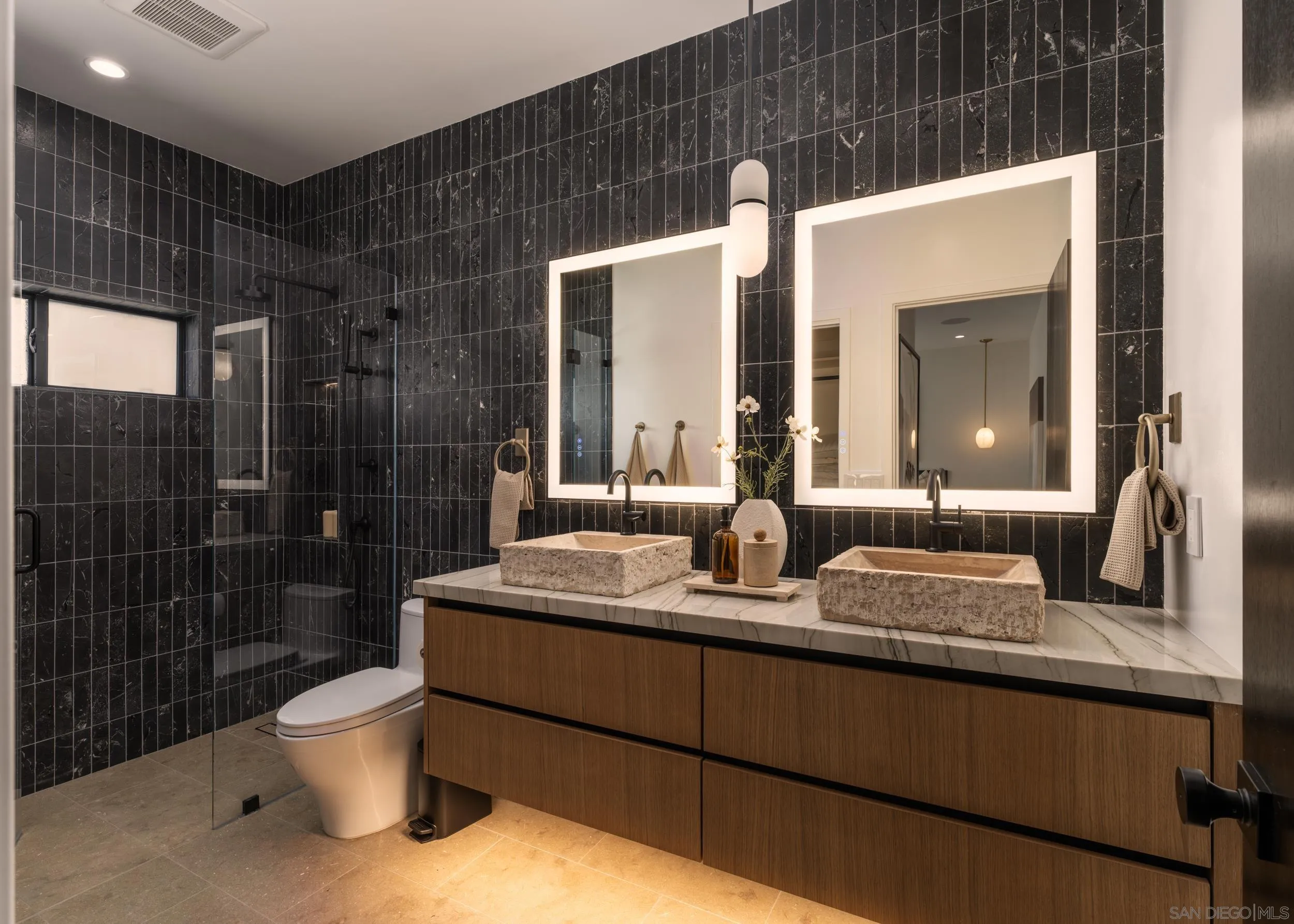3857 Kendall Street, San Diego, CA 92109