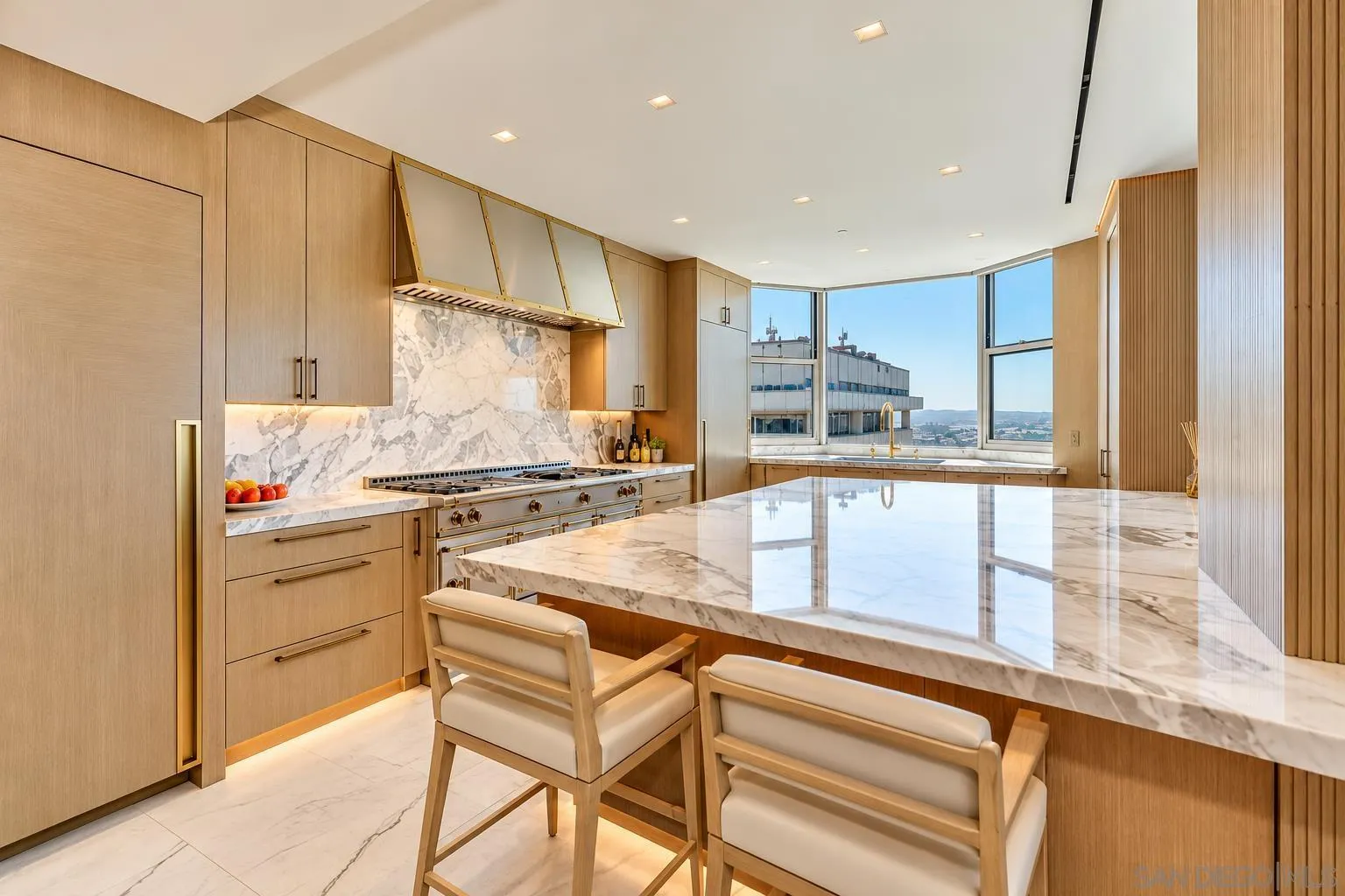 https://cdn.realtyfeed.com/cdn/127/260025220/f360dc4d5a6b69c8ee1d4ea43377af5a.webp