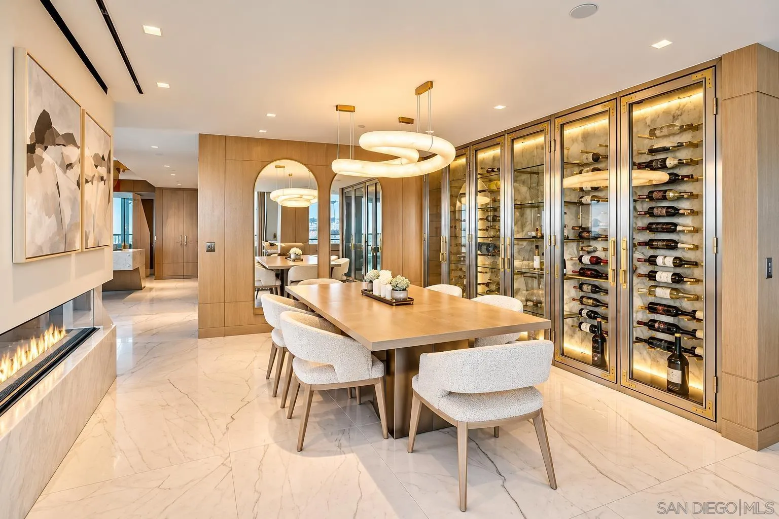 https://cdn.realtyfeed.com/cdn/127/260025220/f38e7ee324aa907e5d3daf4a18e4a1c1.webp