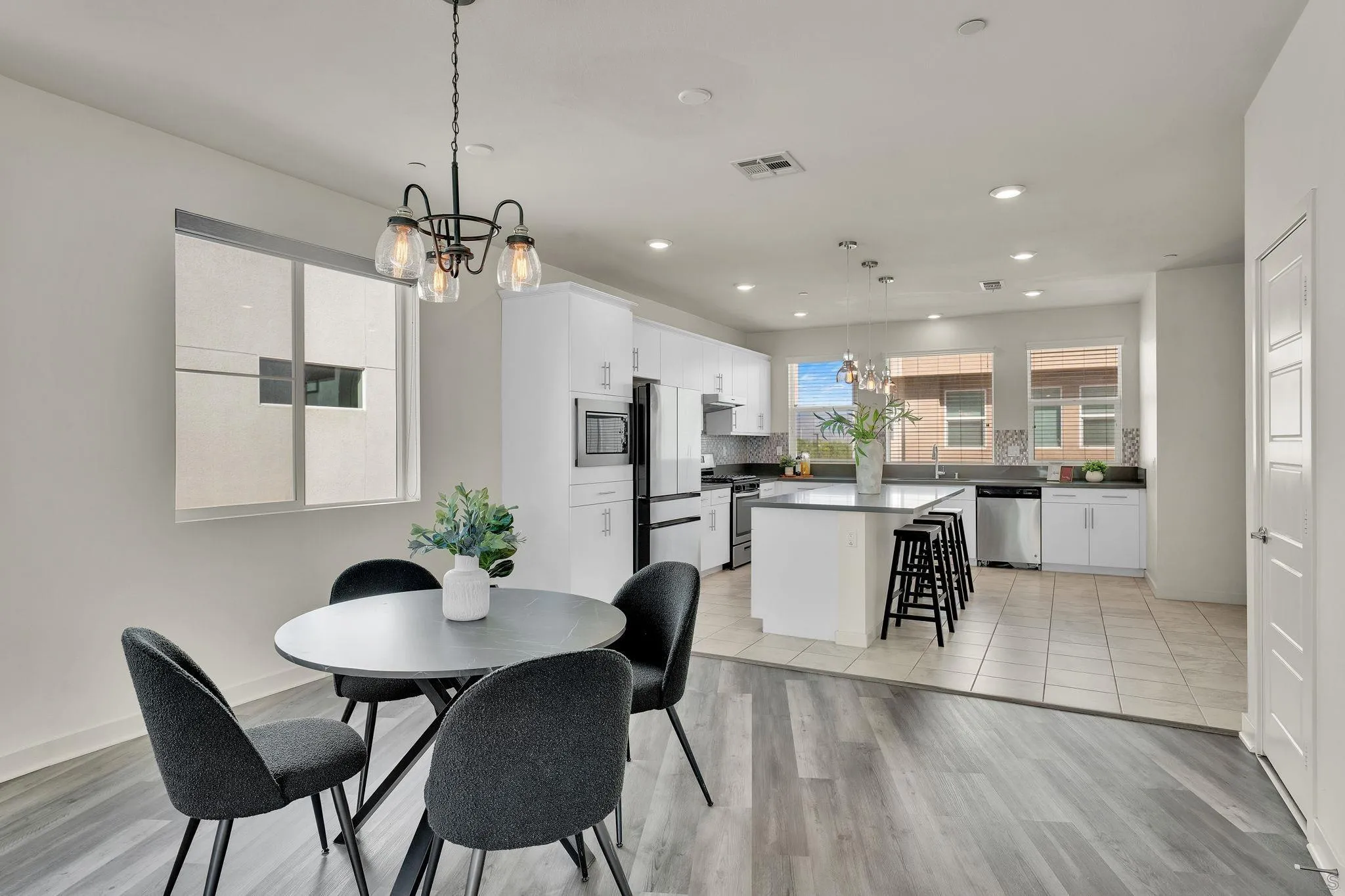 1808 Lynx Ter, Chula Vista, CA 91915 1808 Lynx Ter, Chula Vista, CA 91915