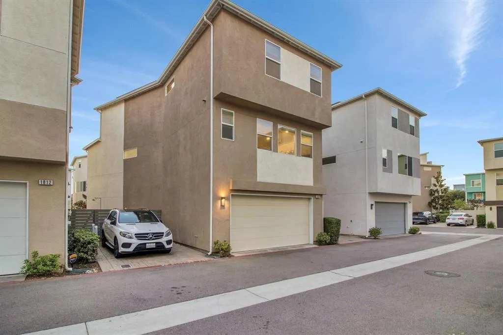 1808 Lynx Ter, Chula Vista, CA 91915 1808 Lynx Ter, Chula Vista, CA 91915