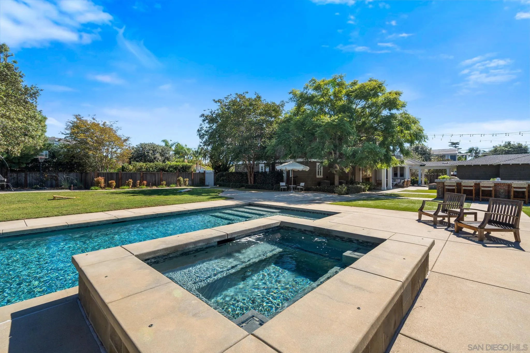 https://cdn.realtyfeed.com/cdn/127/260025222/0aab765b0c9b00feb50ea3582811b041.webp