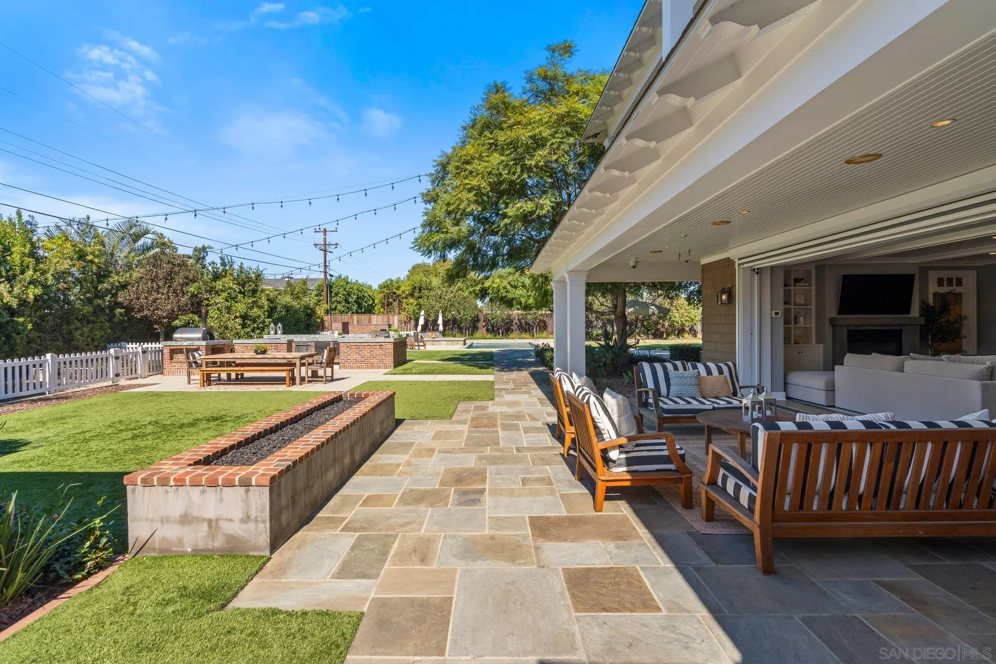 https://cdn.realtyfeed.com/cdn/127/260025222/0b5b112da4c655000a3afd92adb2f73f.webp