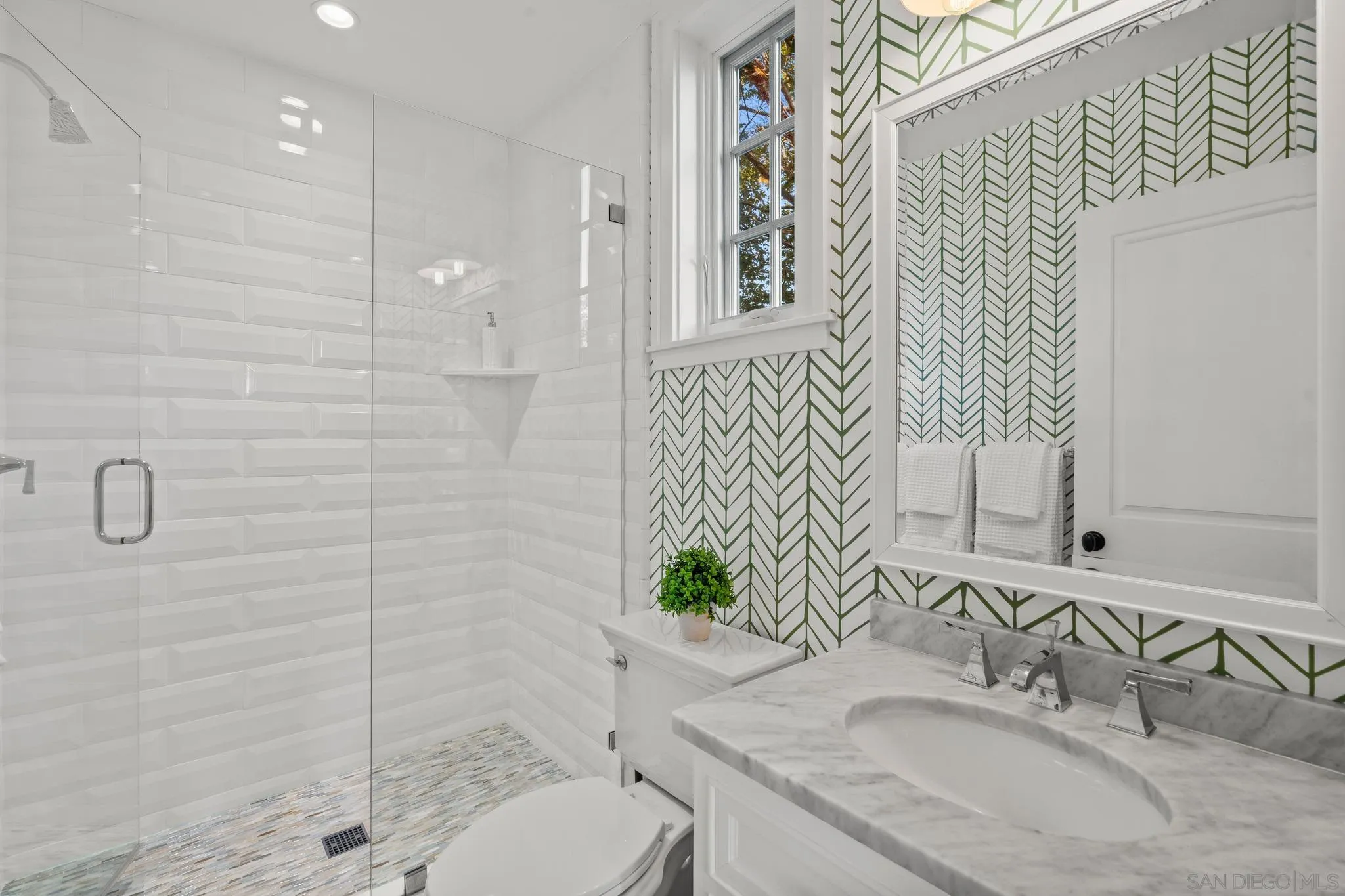 https://cdn.realtyfeed.com/cdn/127/260025222/76295e983ffa58a628ce423d6e9e3bd5.webp