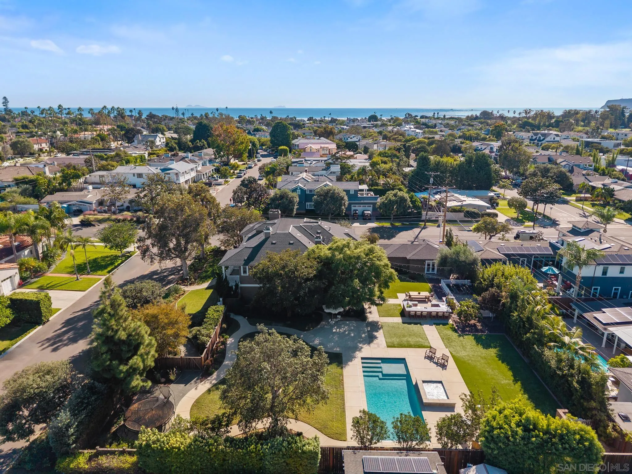 https://cdn.realtyfeed.com/cdn/127/260025222/9c1f65160e82f506d900daa700fcb312.webp