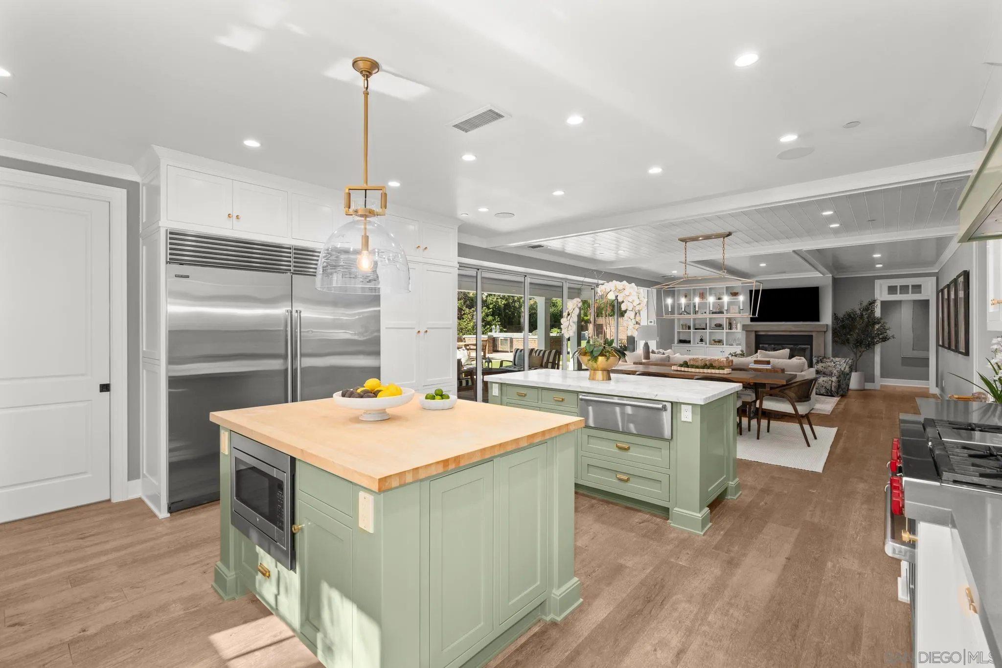 https://cdn.realtyfeed.com/cdn/127/260025222/c9df2f8cde15e6e604cfc6fde4063253.webp