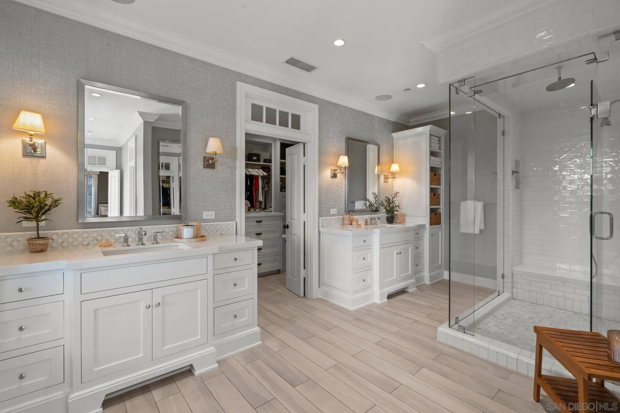 https://cdn.realtyfeed.com/cdn/127/260025222/d120d3c23beecb28a6b7361f05e0eecc.webp