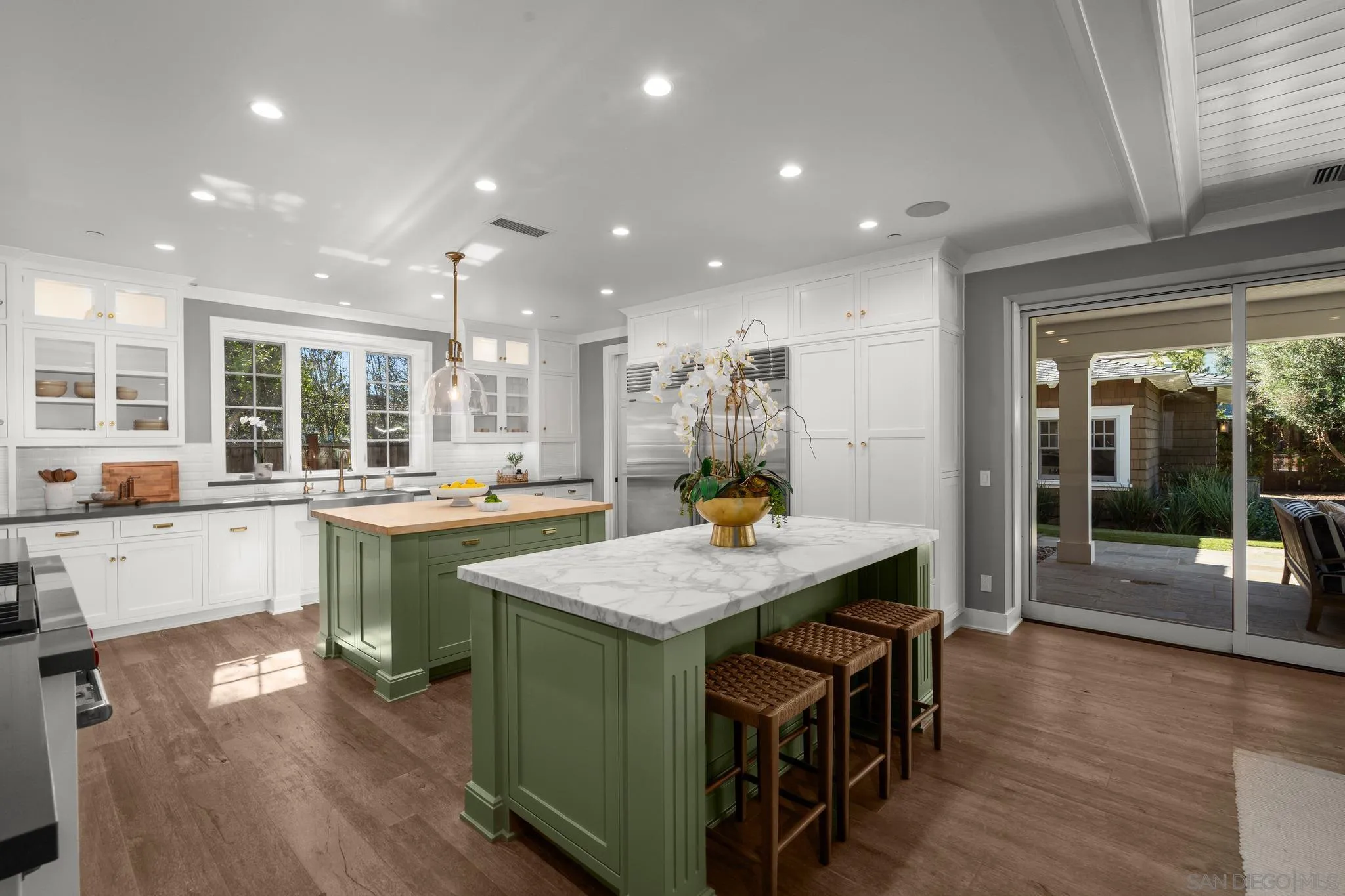 https://cdn.realtyfeed.com/cdn/127/260025222/f41c7372b305a053001e74b2fae8a2d4.webp