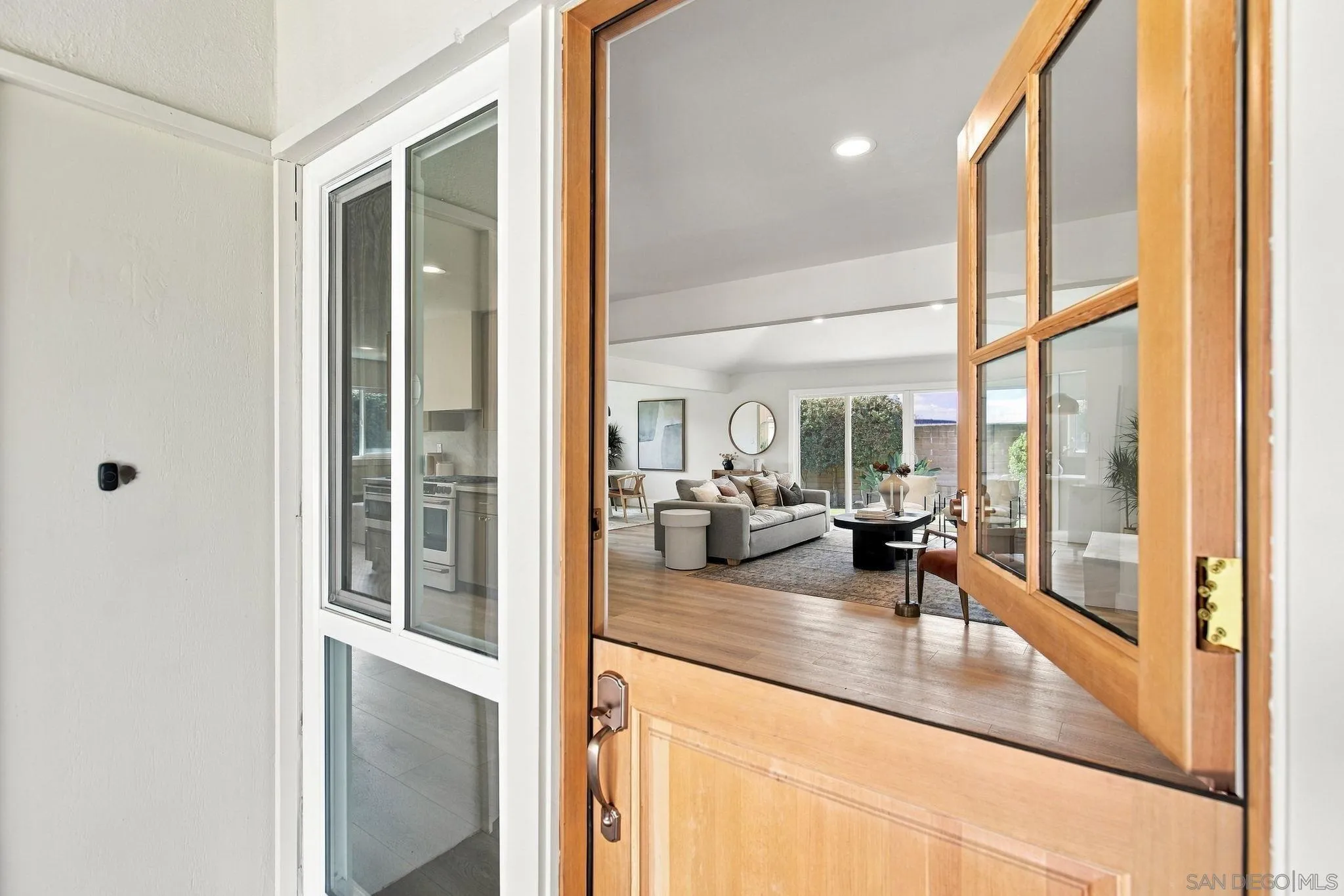 8866 Cliffridge Ave, San Diego, CA 92037 8866 Cliffridge Ave, San Diego, CA 92037