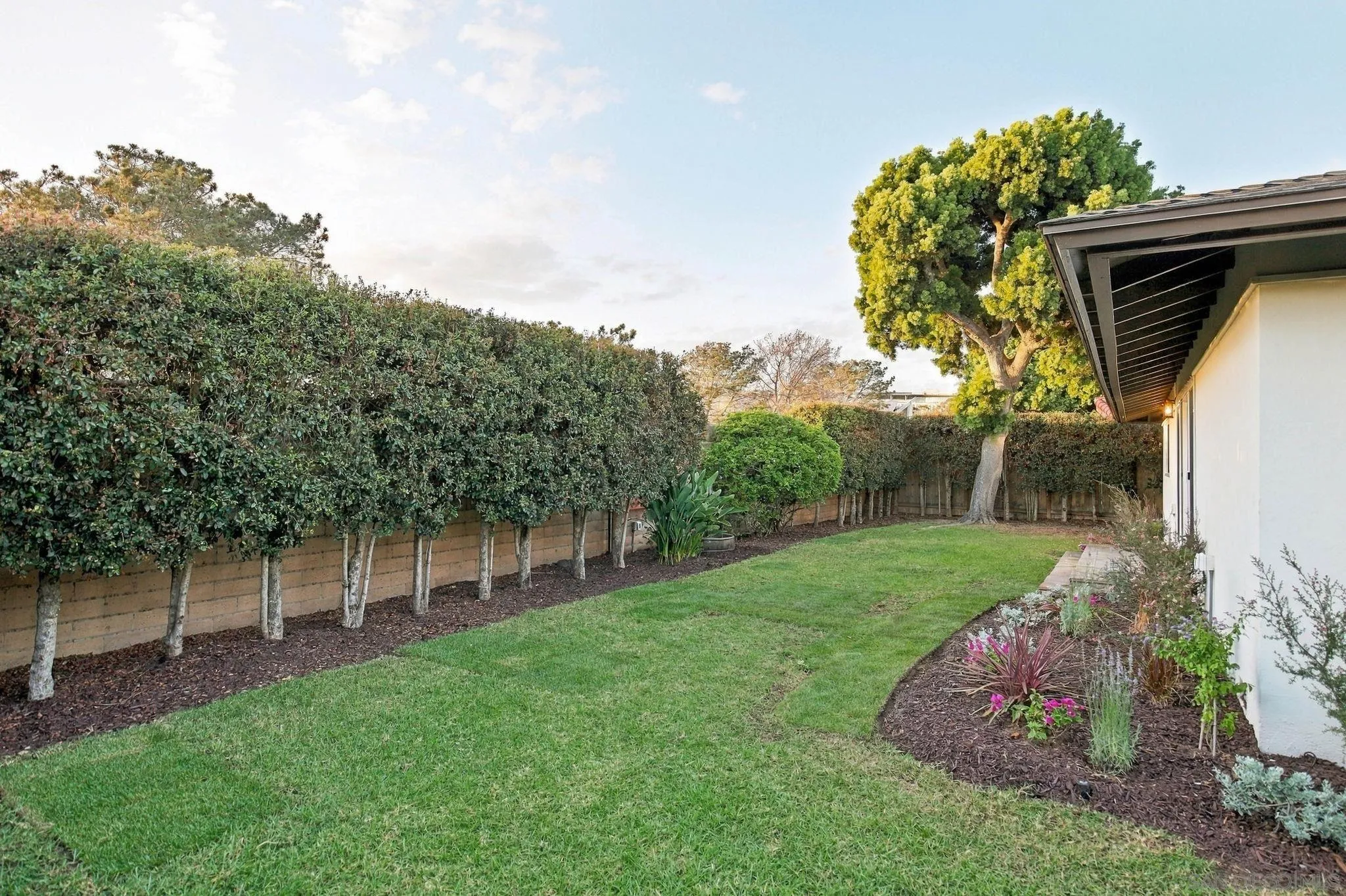 8866 Cliffridge Ave, San Diego, CA 92037 8866 Cliffridge Ave, San Diego, CA 92037