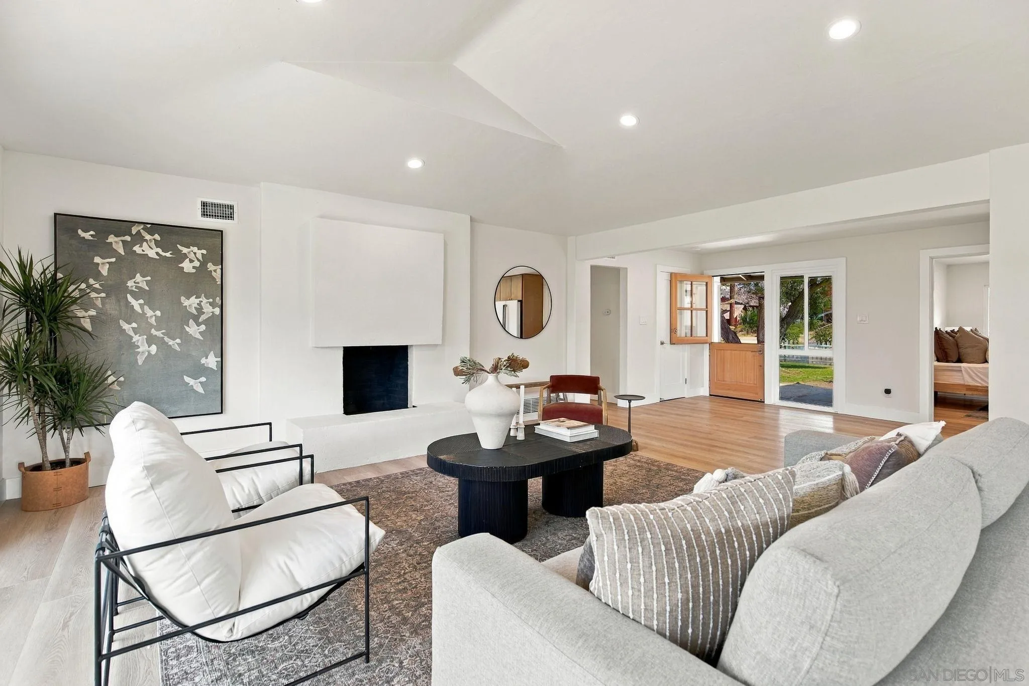 https://cdn.realtyfeed.com/cdn/127/260025224/df992ac1482084ca10eaae082734bb2a.webp