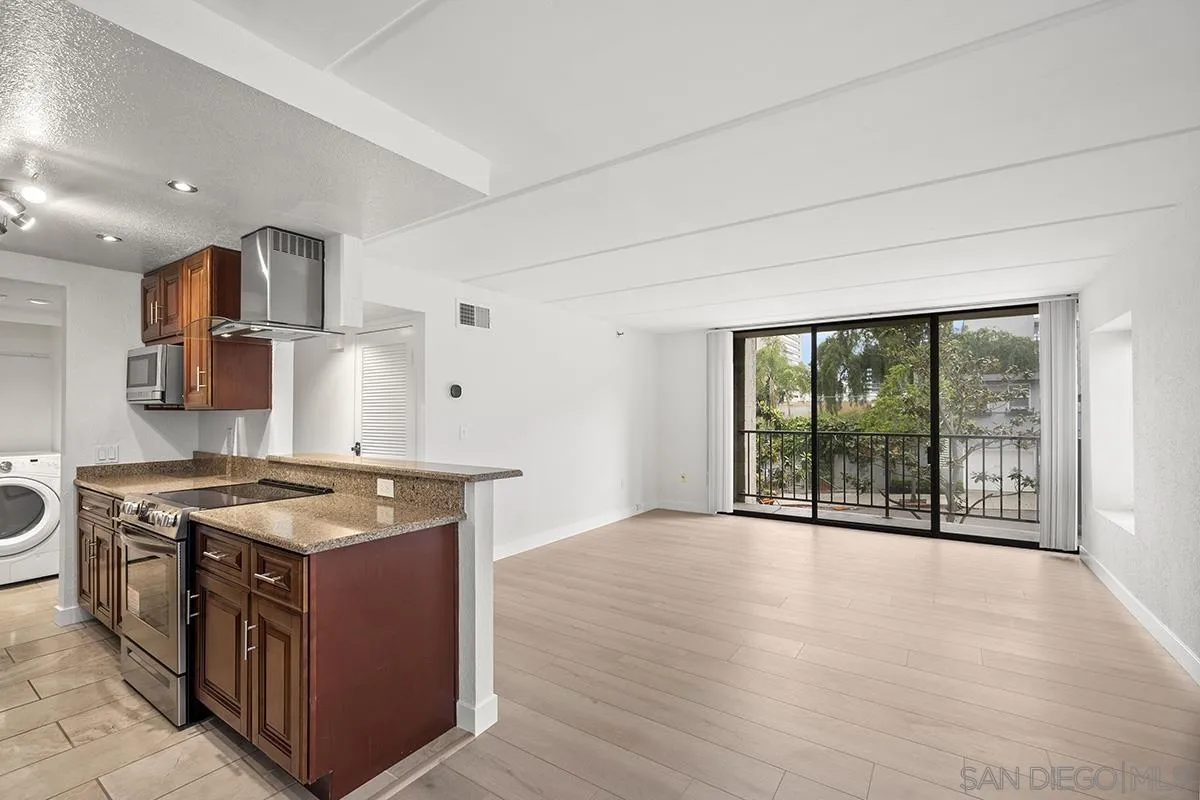 https://cdn.realtyfeed.com/cdn/127/260025225/24fbb9acdebb3ac7c9c694a13c9e7929.webp