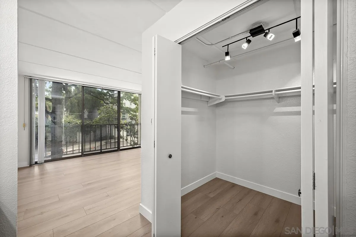 https://cdn.realtyfeed.com/cdn/127/260025225/b6172a75082c8a6f3f856bf658cc2b00.webp
