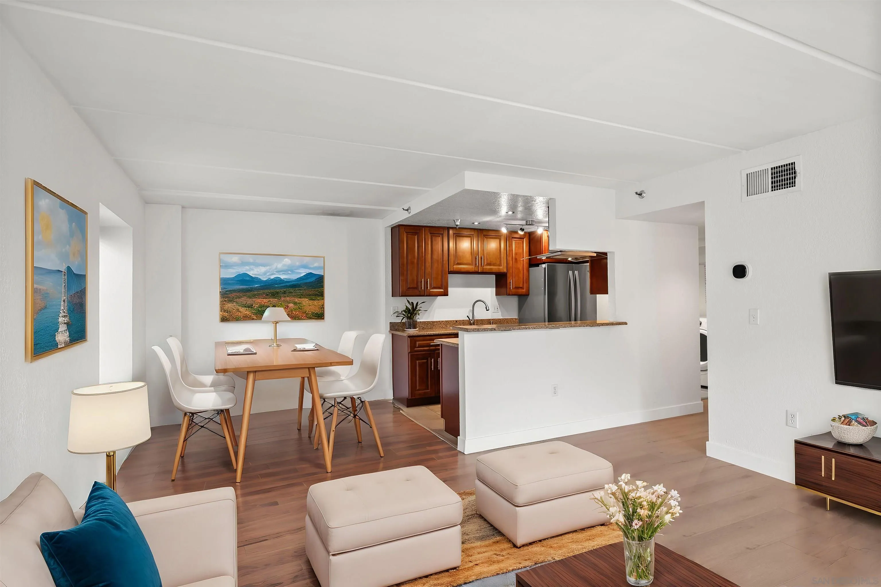 https://cdn.realtyfeed.com/cdn/127/260025225/bf669679fa9132008146c7eca70e7529.webp