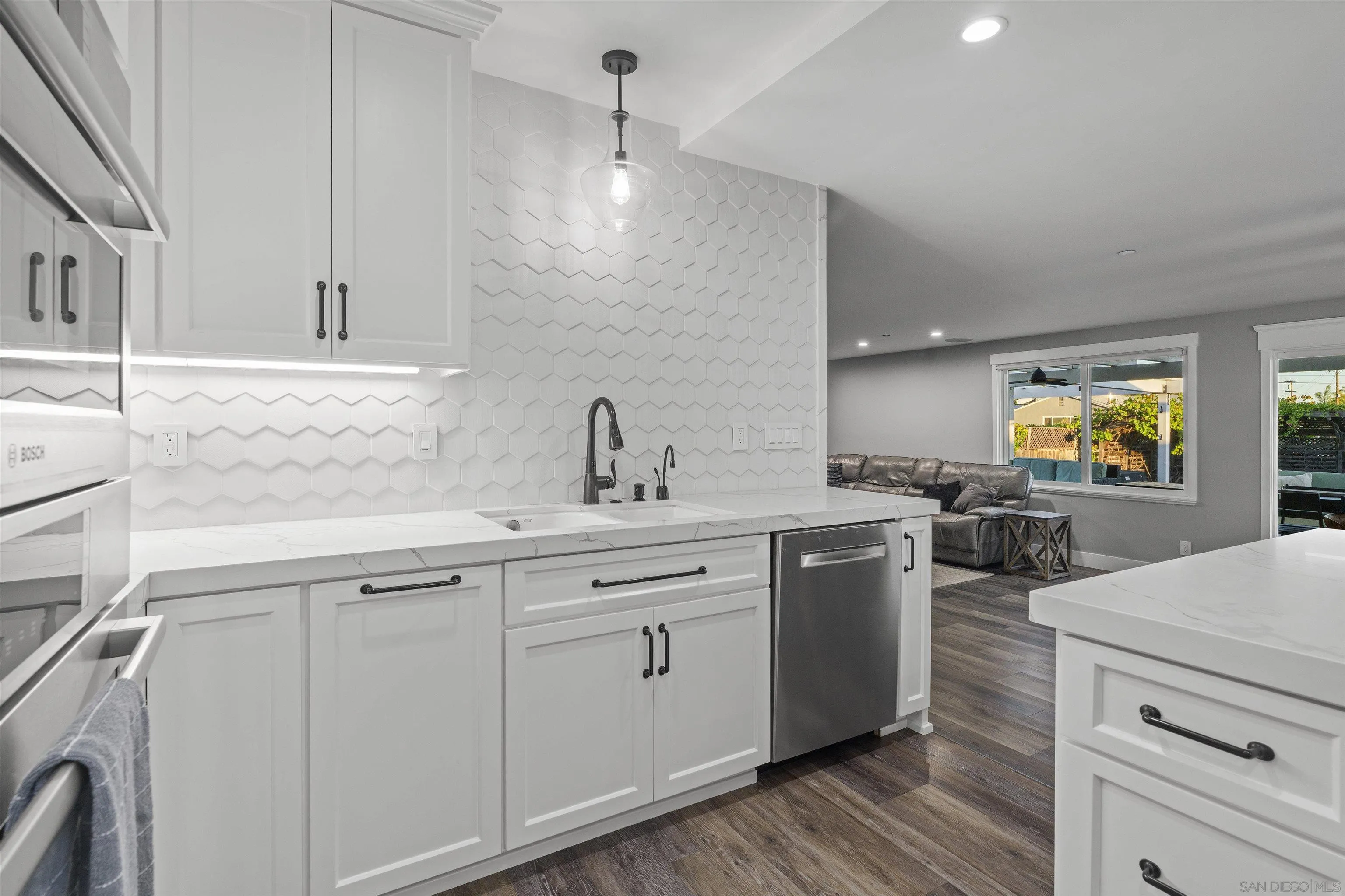 2499 Chatham St, El Cajon, CA 92020