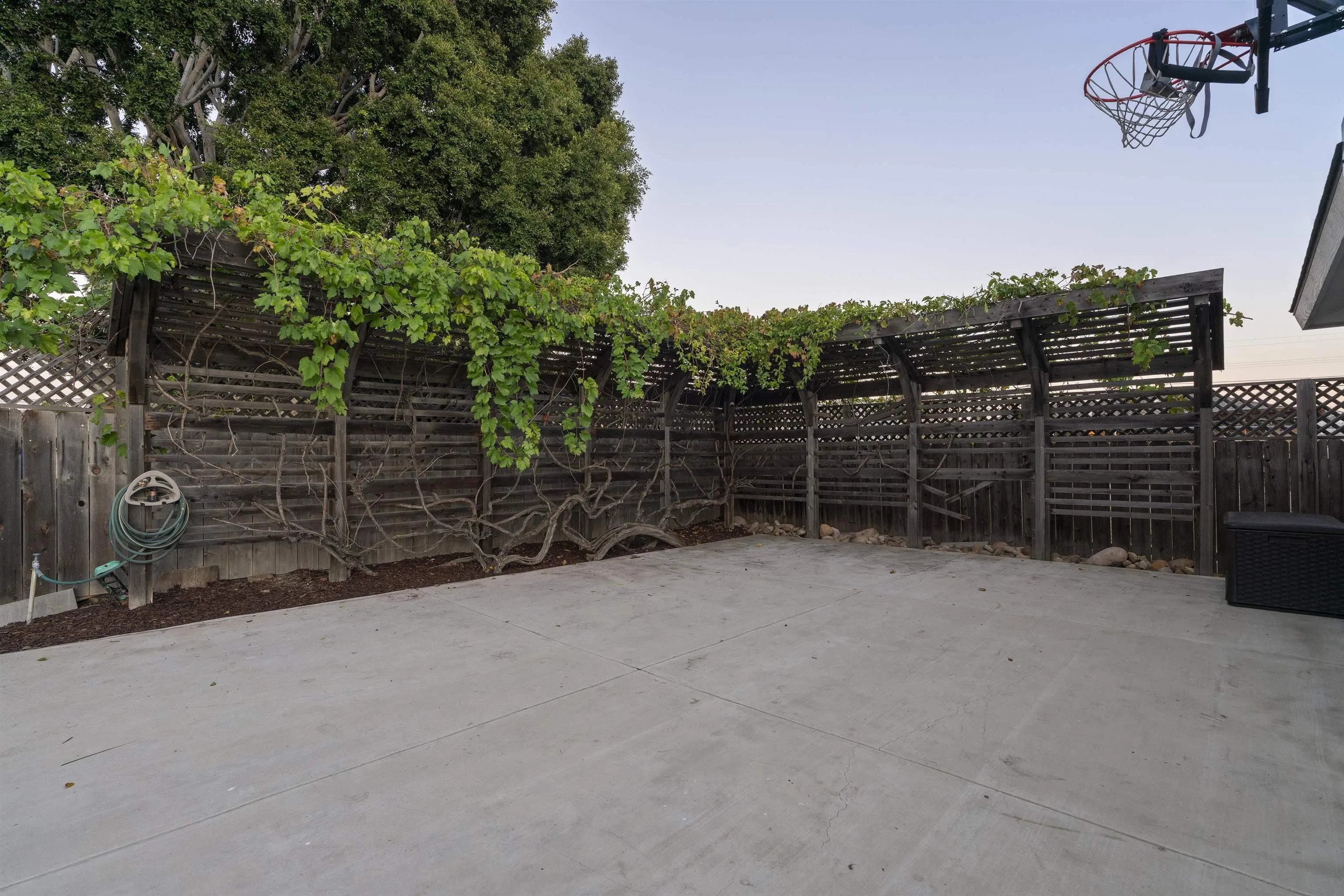 2499 Chatham St, El Cajon, CA 92020