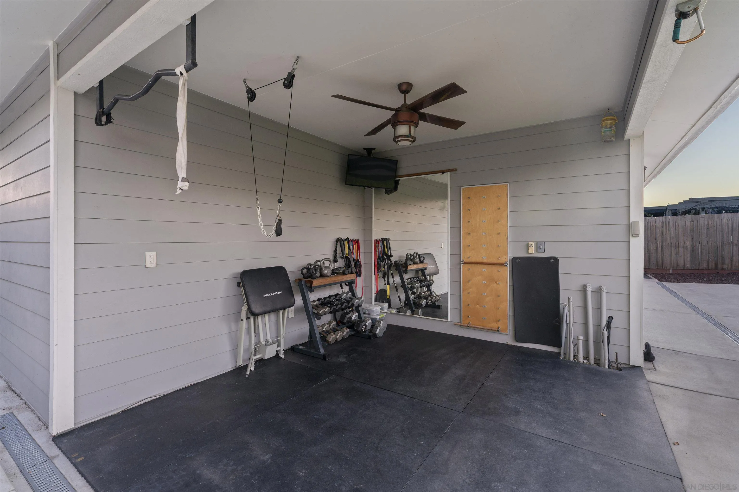 2499 Chatham St, El Cajon, CA 92020