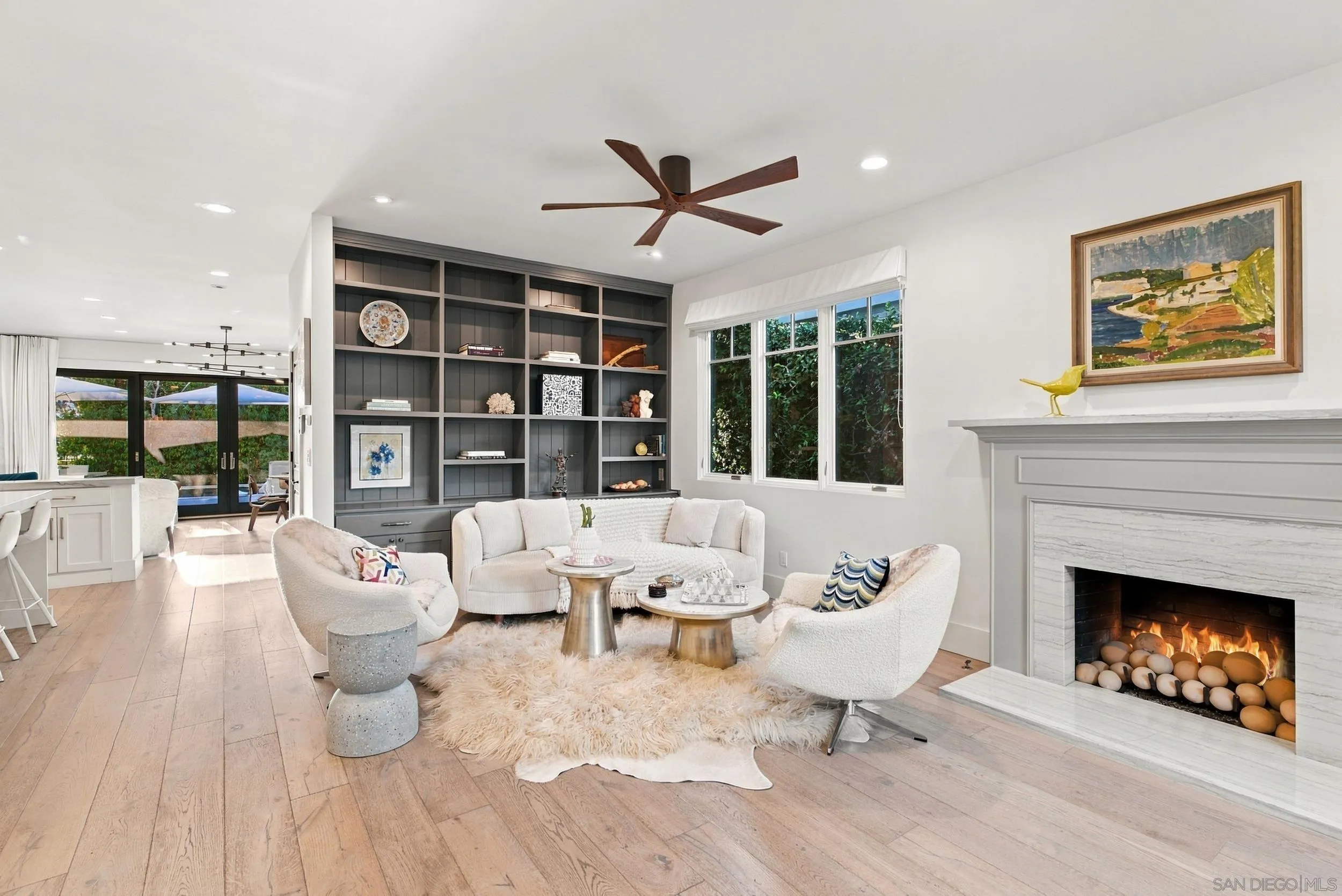 https://cdn.realtyfeed.com/cdn/127/260025233/3c4c6b9e1a1d000ddcd9fb3f9ad03c2a.webp