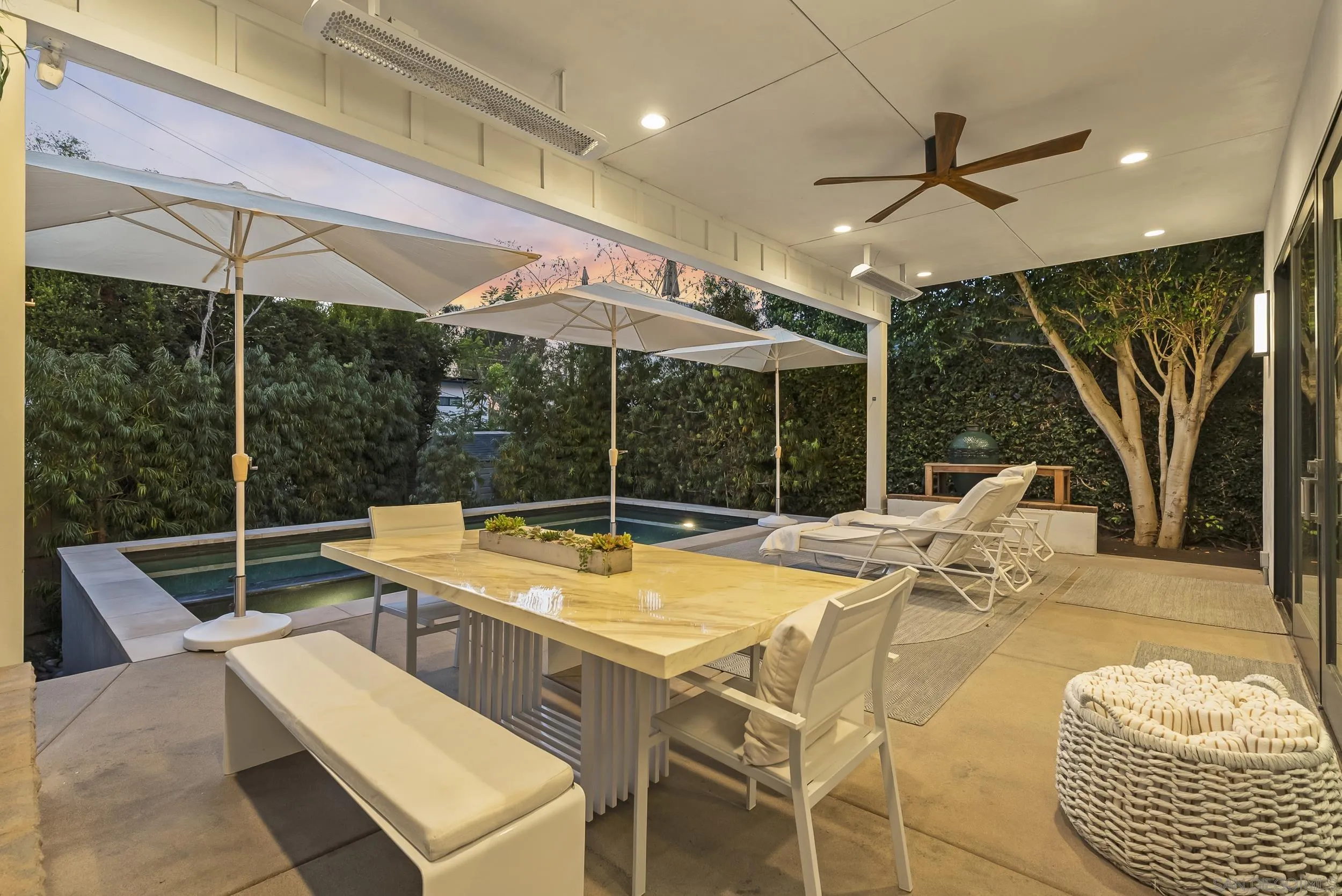 https://cdn.realtyfeed.com/cdn/127/260025233/81471cfcb6ca3a5e835f25605dcc9a27.webp
