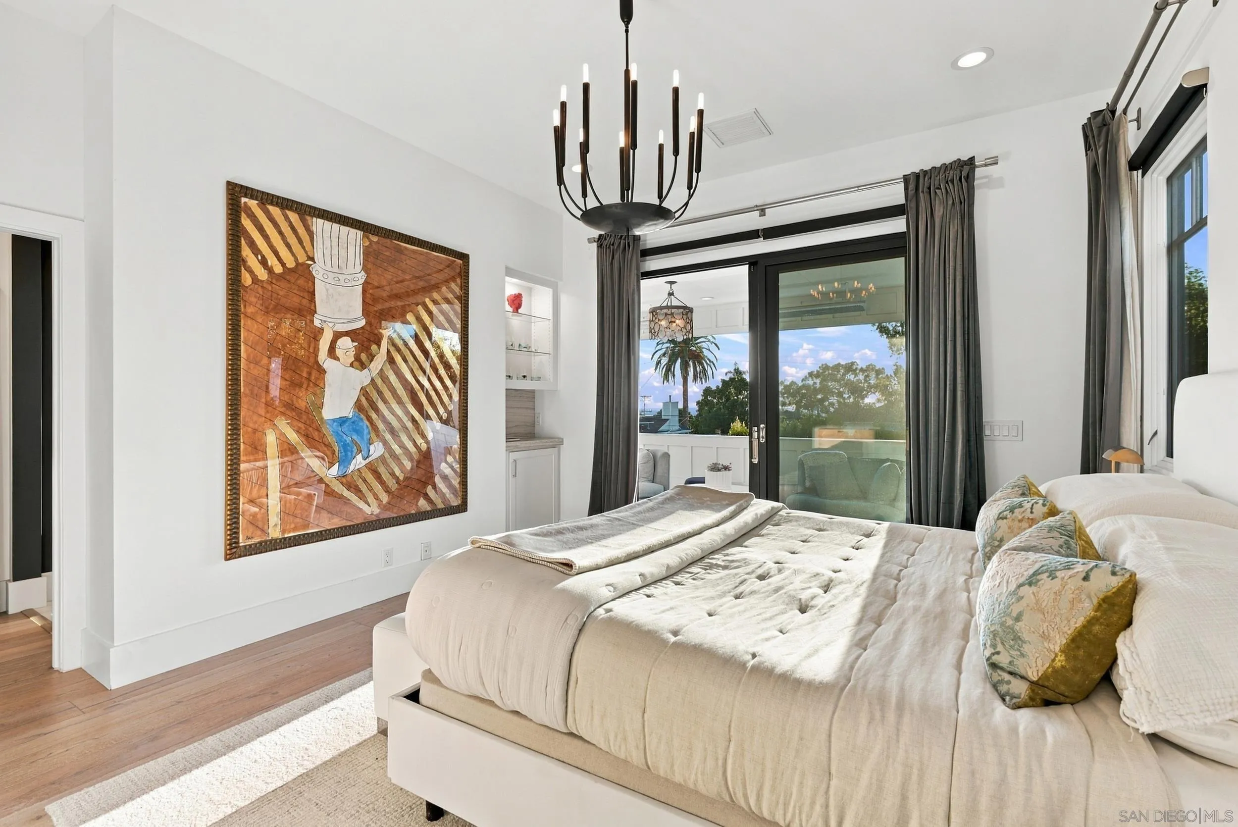 https://cdn.realtyfeed.com/cdn/127/260025233/8bd21356d60bcda6f2574407cd90bddb.webp