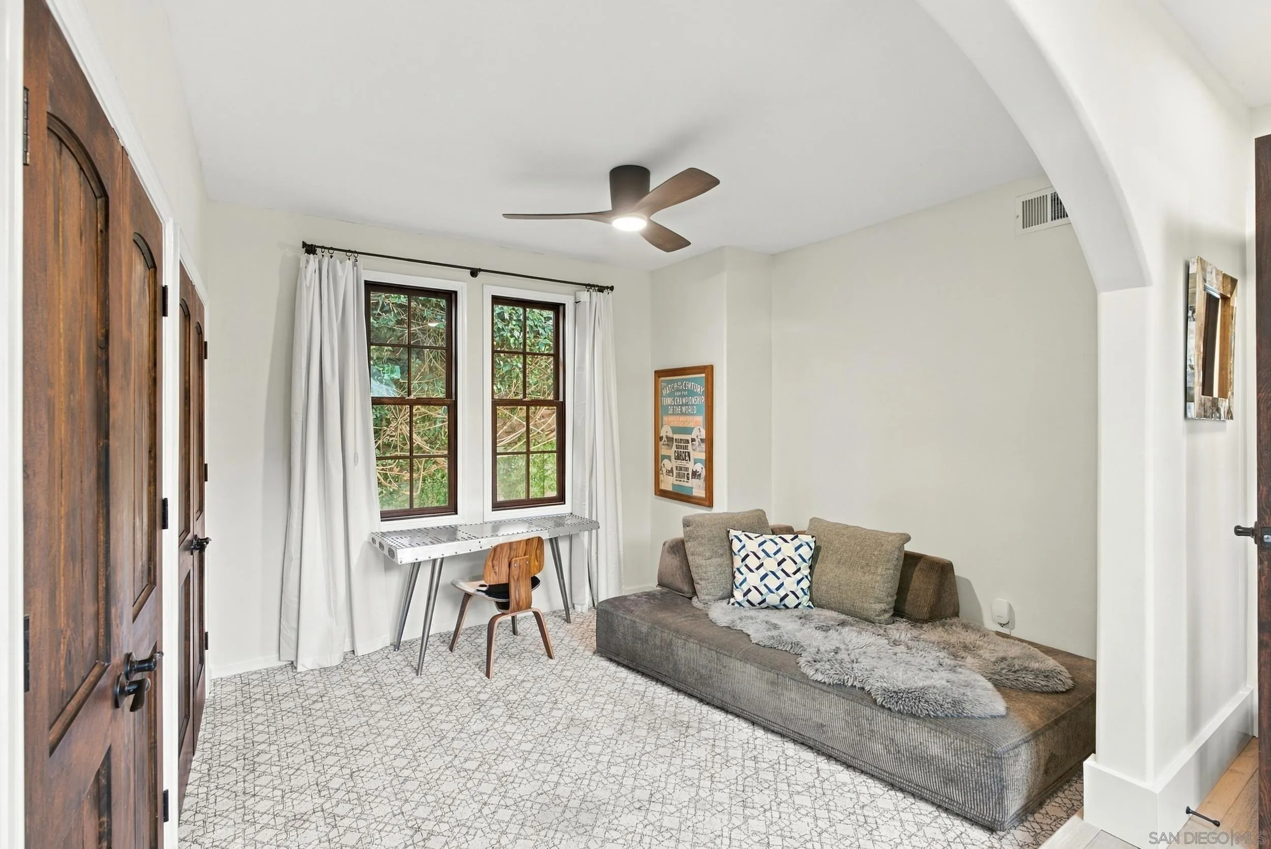 https://cdn.realtyfeed.com/cdn/127/260025233/b3d8ba67daf50624f8def839591b90d3.webp