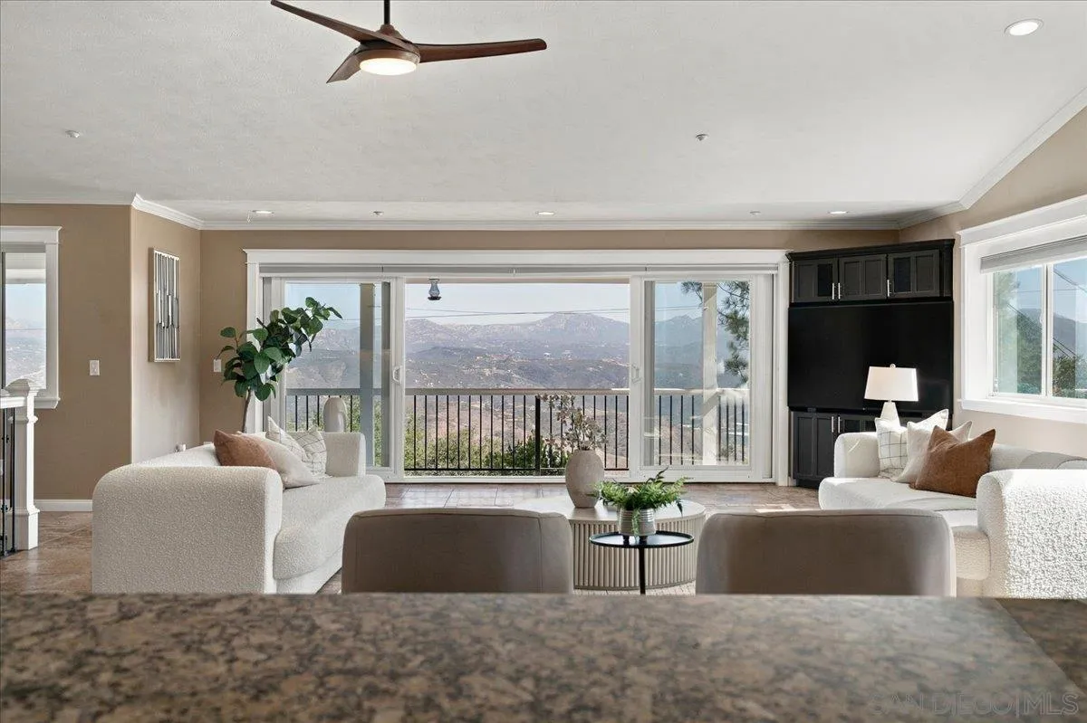 https://cdn.realtyfeed.com/cdn/127/260025235/4c0f94f6e3e36a3bba24d9388a6b705a.webp