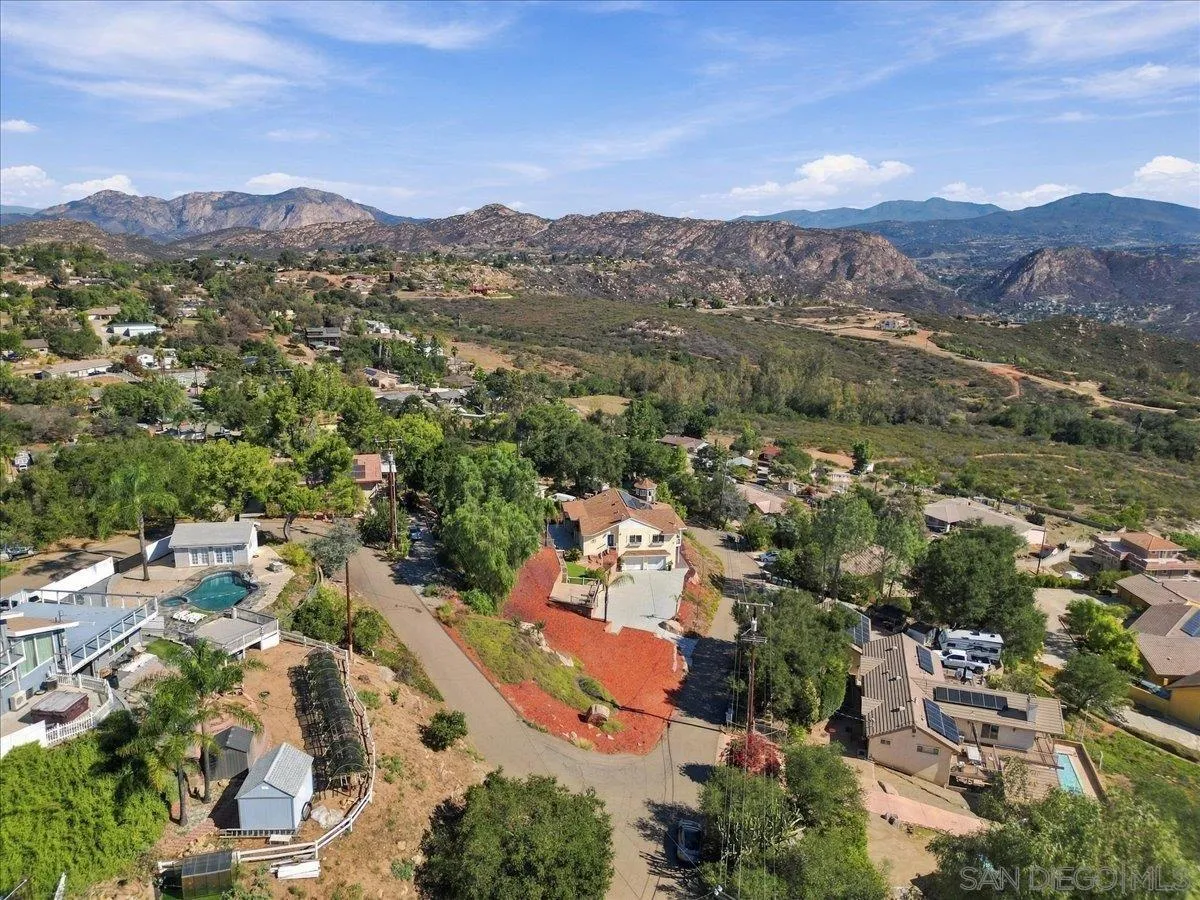 https://cdn.realtyfeed.com/cdn/127/260025235/5b46835547ec1e25ebf9d2041a08d810.webp