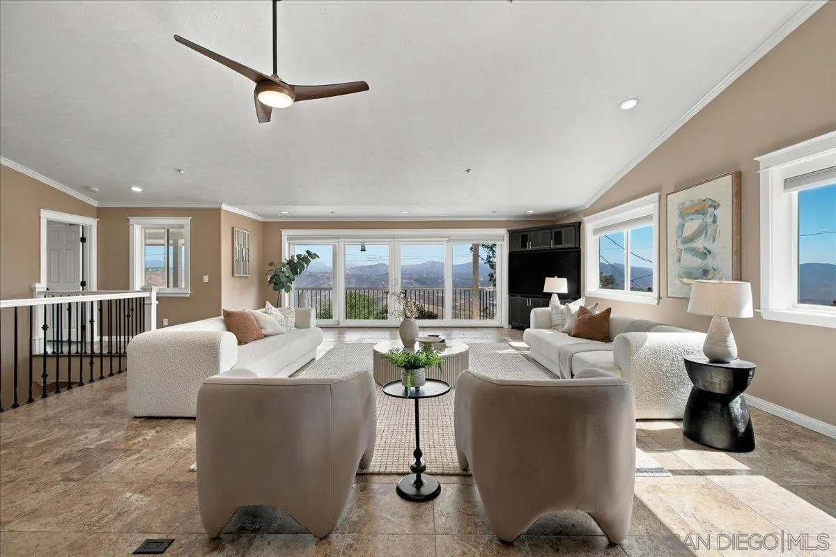 https://cdn.realtyfeed.com/cdn/127/260025235/ae6531273b096b75cc4db061994f6fd1.webp