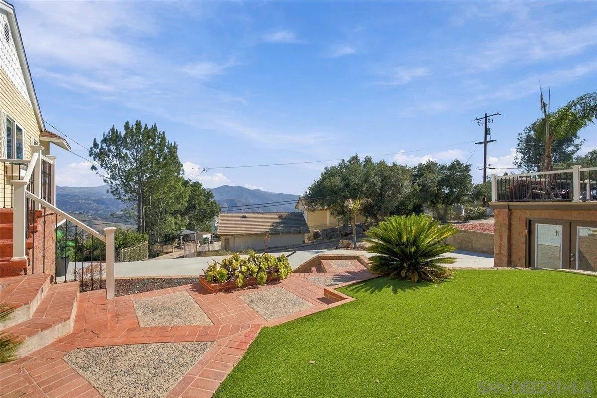 https://cdn.realtyfeed.com/cdn/127/260025235/db408ee6484be4ba3b3f96ee310fa87b.webp