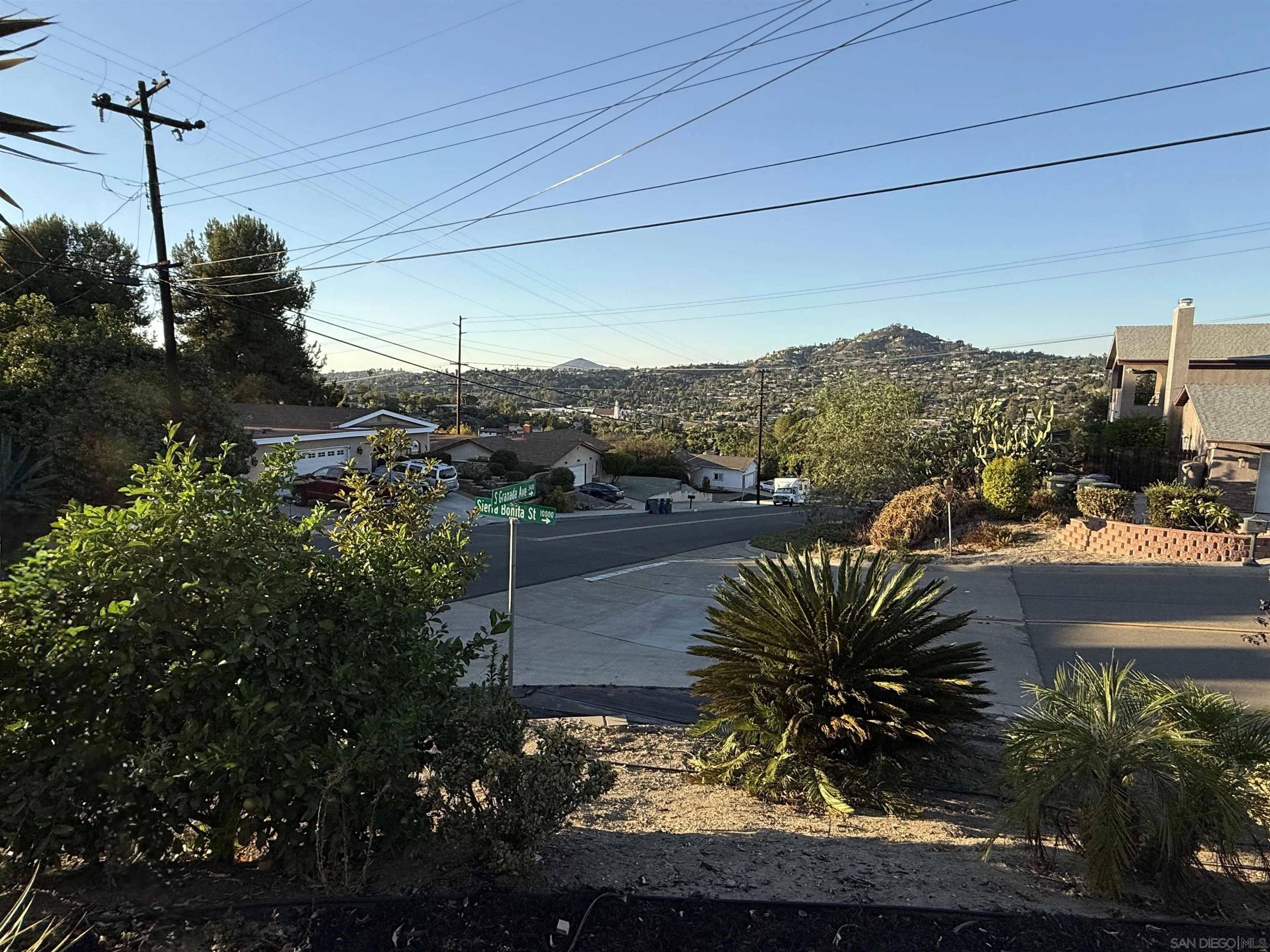 https://cdn.realtyfeed.com/cdn/127/260025236/4bcb7ed73ad1c8ae7b086ed26aa68b7d.webp