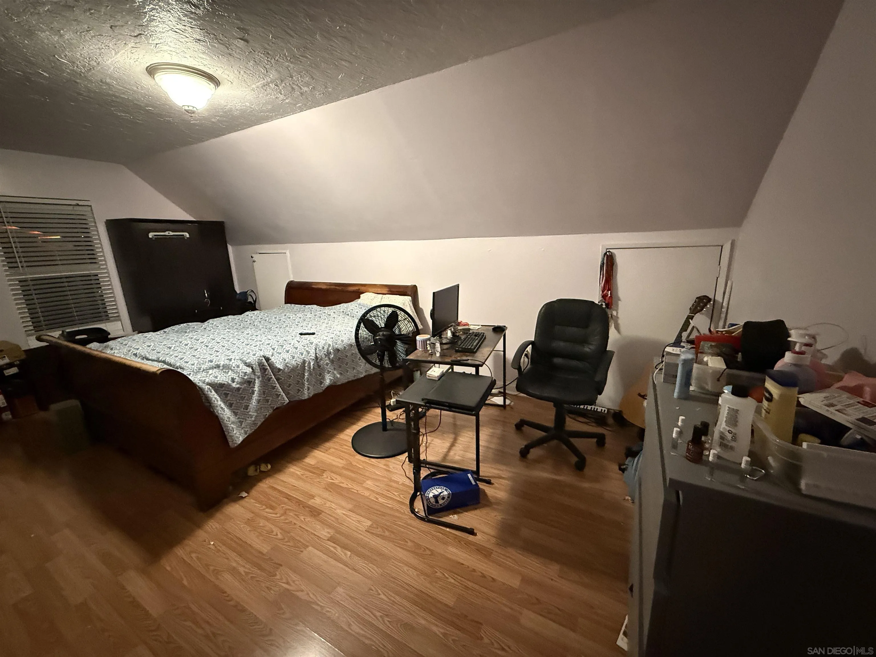 https://cdn.realtyfeed.com/cdn/127/260025236/4fbcd4a78791883fe431b20e259c9914.webp