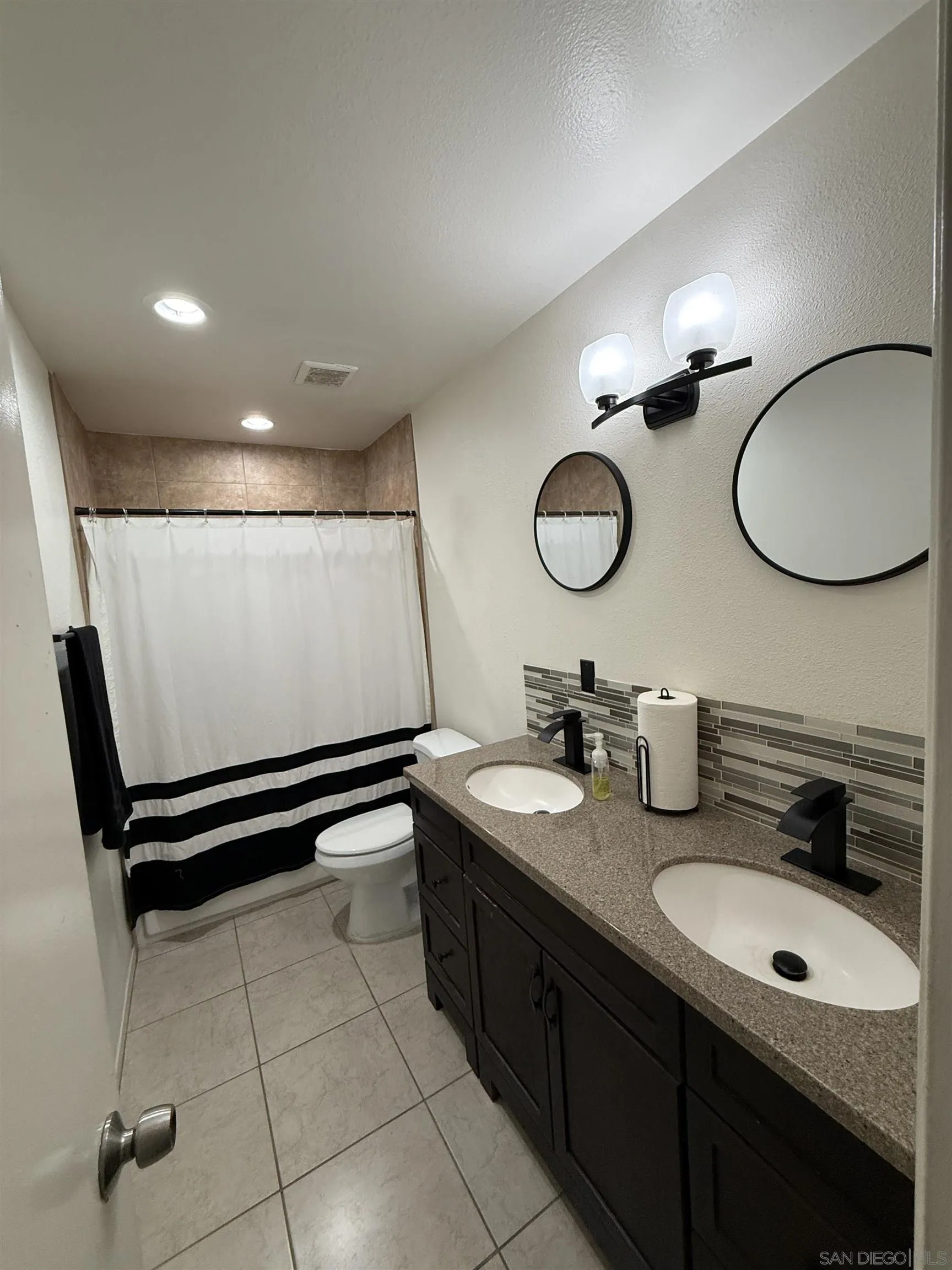 https://cdn.realtyfeed.com/cdn/127/260025236/bc550134f97e7265b3bd841a7e23bc15.webp