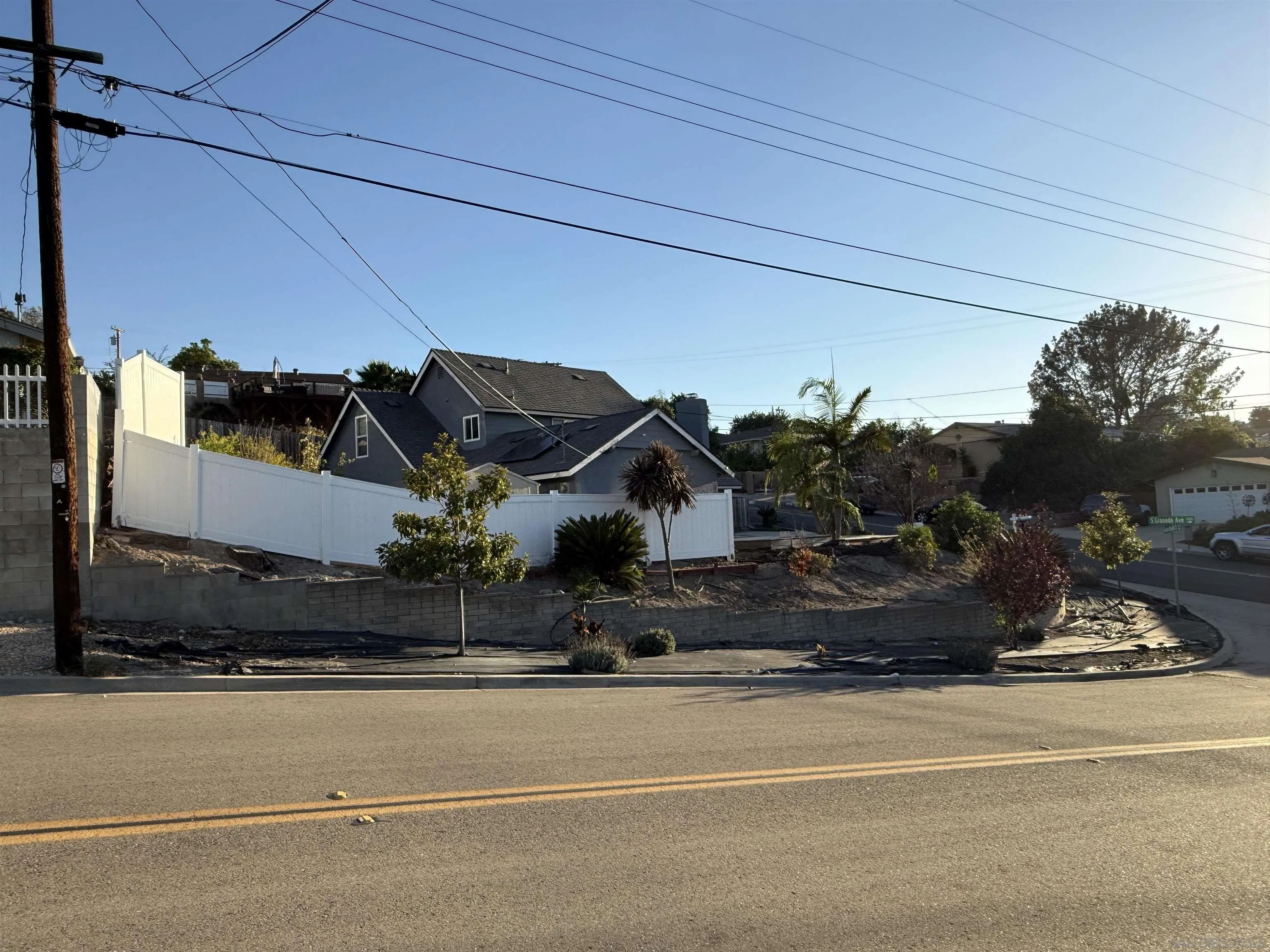 https://cdn.realtyfeed.com/cdn/127/260025236/f0c07214d33ea33c3251214d4f5bb66d.webp