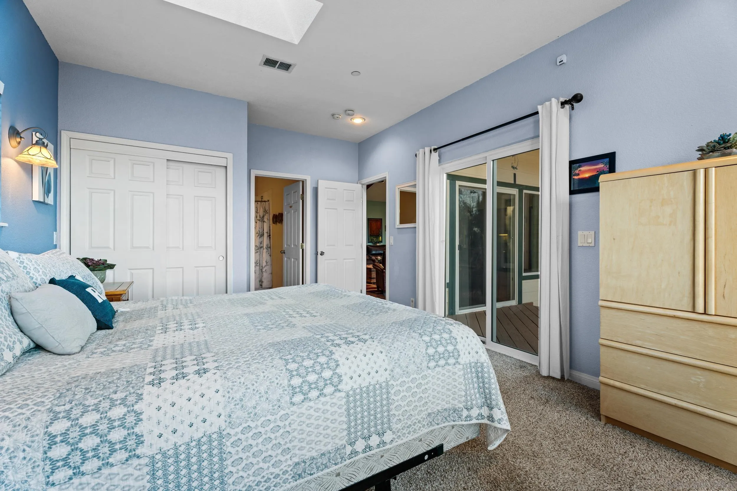https://cdn.realtyfeed.com/cdn/127/260025238/158ad5292da09a39a1787f8bee336901.webp