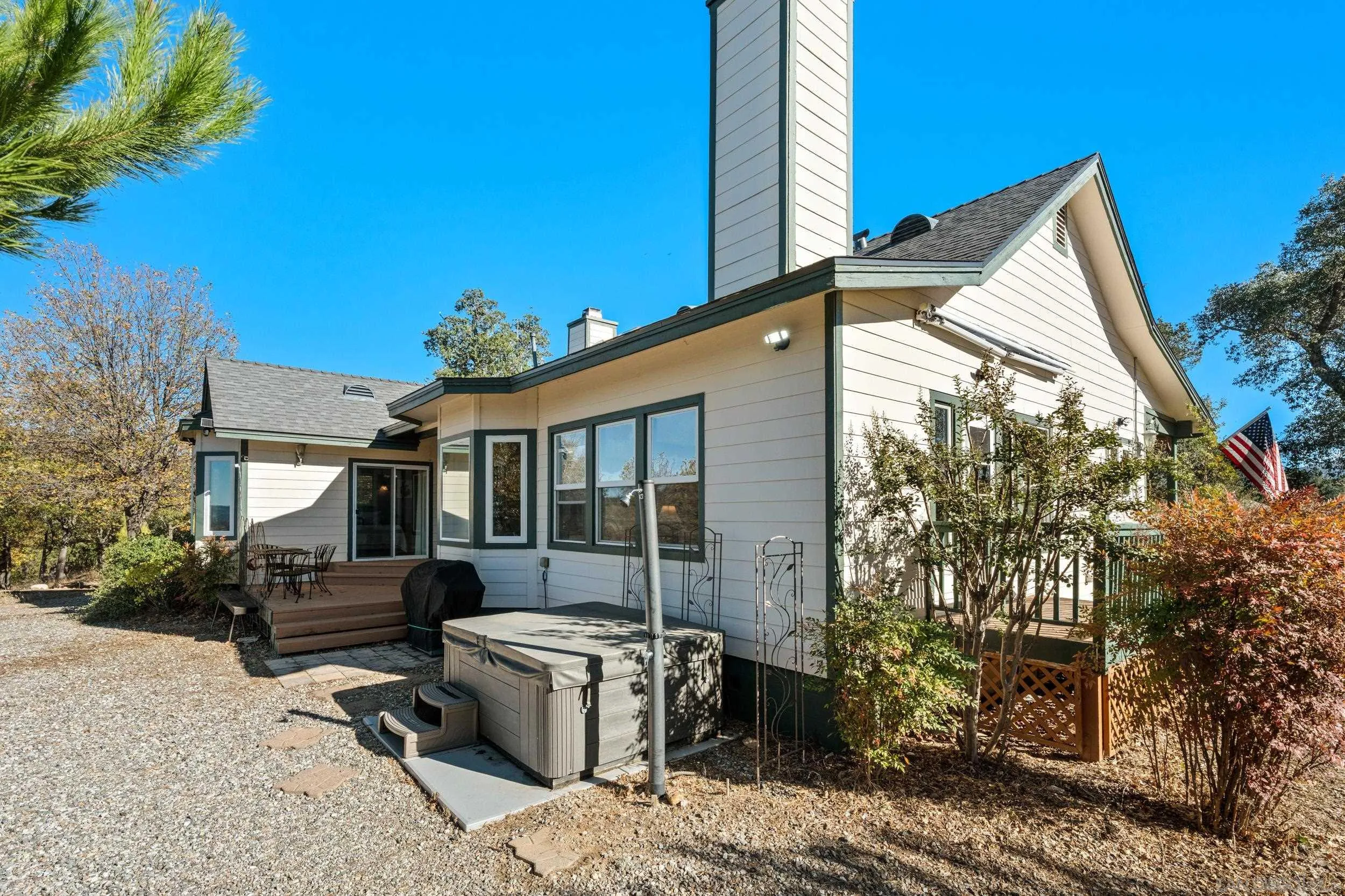 https://cdn.realtyfeed.com/cdn/127/260025238/3e5ae1e878356d7b493af479abd7b1da.webp