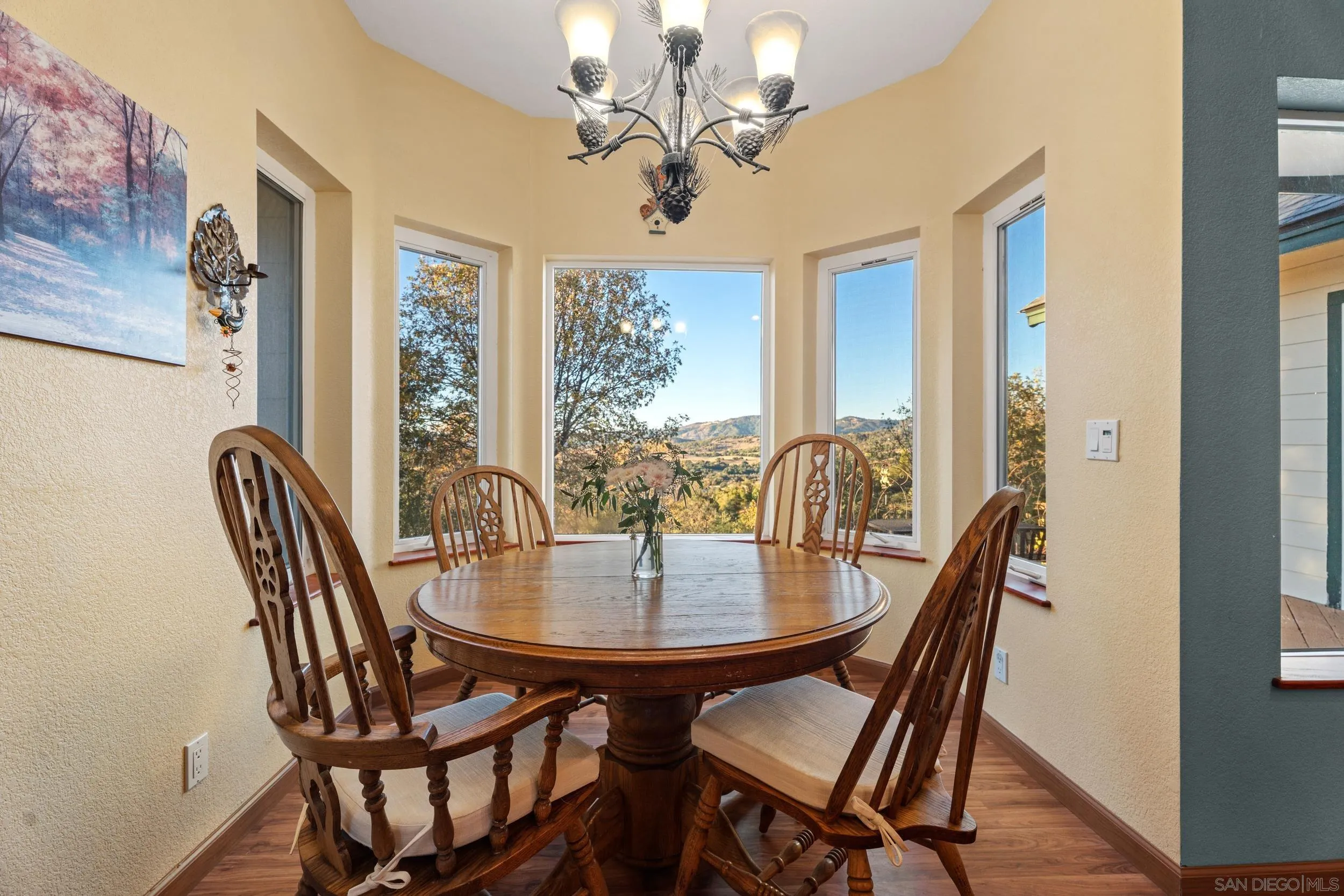https://cdn.realtyfeed.com/cdn/127/260025238/92b39490bf152bb79ff024d78509ff0d.webp