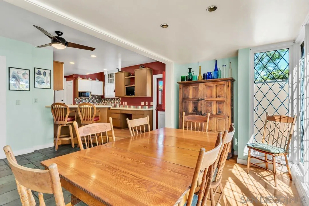 https://cdn.realtyfeed.com/cdn/127/260025242/4f0b2325a7086a98ce1c7bb46b260bd8.webp