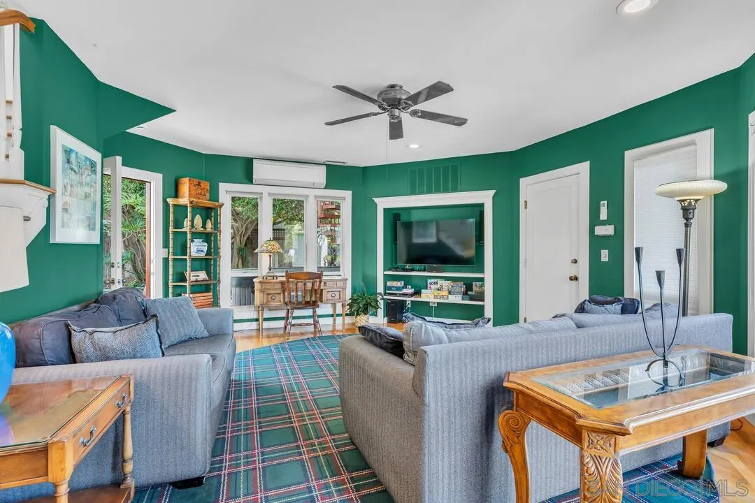 https://cdn.realtyfeed.com/cdn/127/260025242/ba8936abde8236f87fb6f07d2b53b025.webp