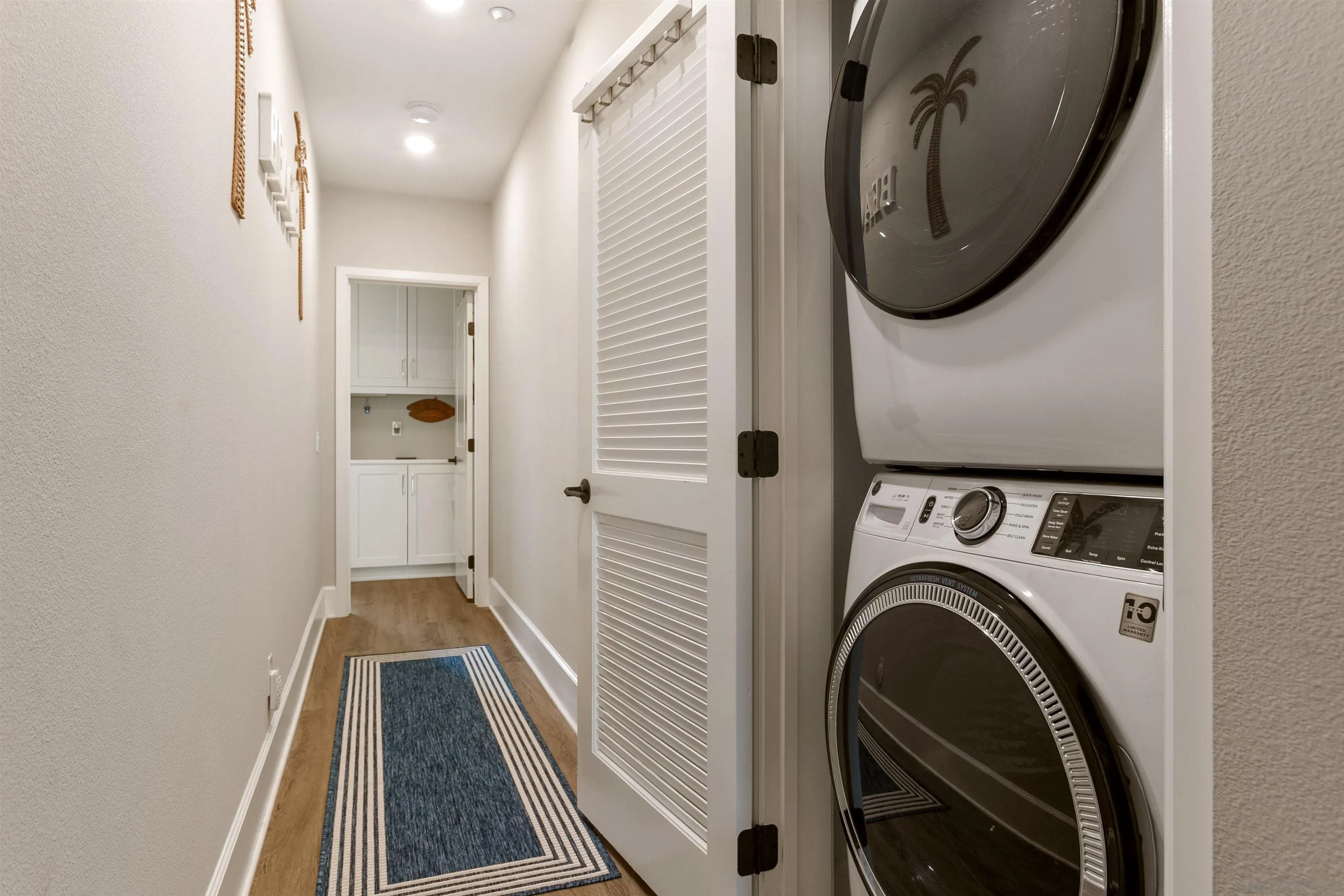 https://cdn.realtyfeed.com/cdn/127/260025252/72f4d1b4ad69c3dfbffd259c0cfff545.webp