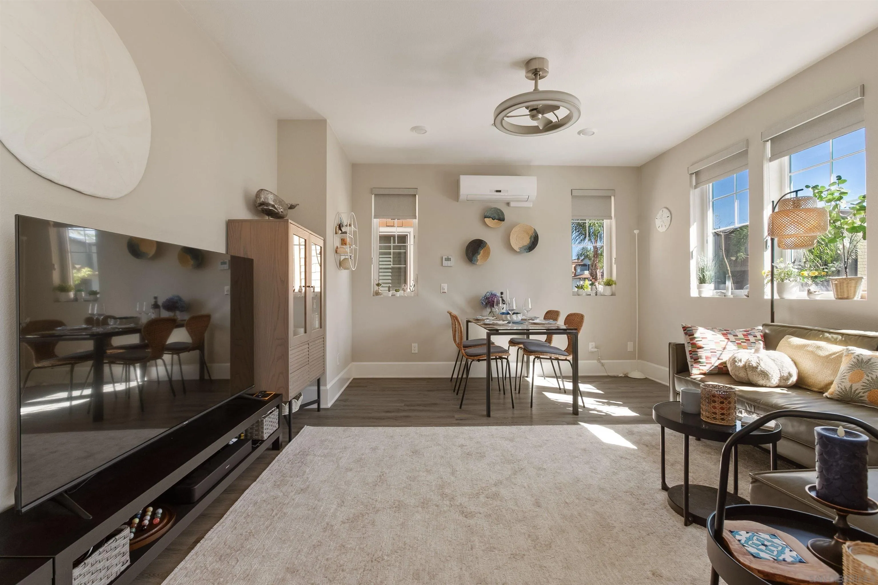 https://cdn.realtyfeed.com/cdn/127/260025252/8d4c5aa8c0fdb3f2cded76b6a37c8e10.webp